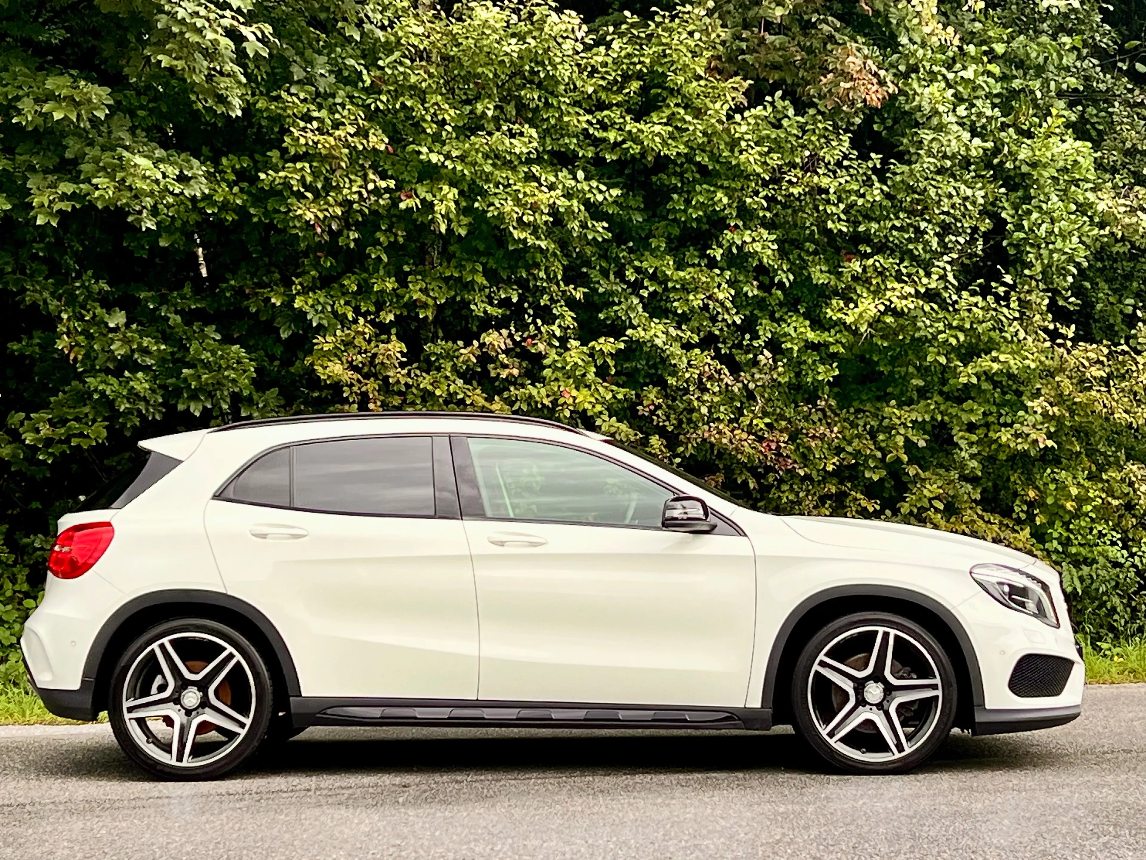 Mercedes-Benz GLA 220 GLA 220 CDI / d 4Matic AMG*AUT*LEDER*LED*NAVI* — photo 3