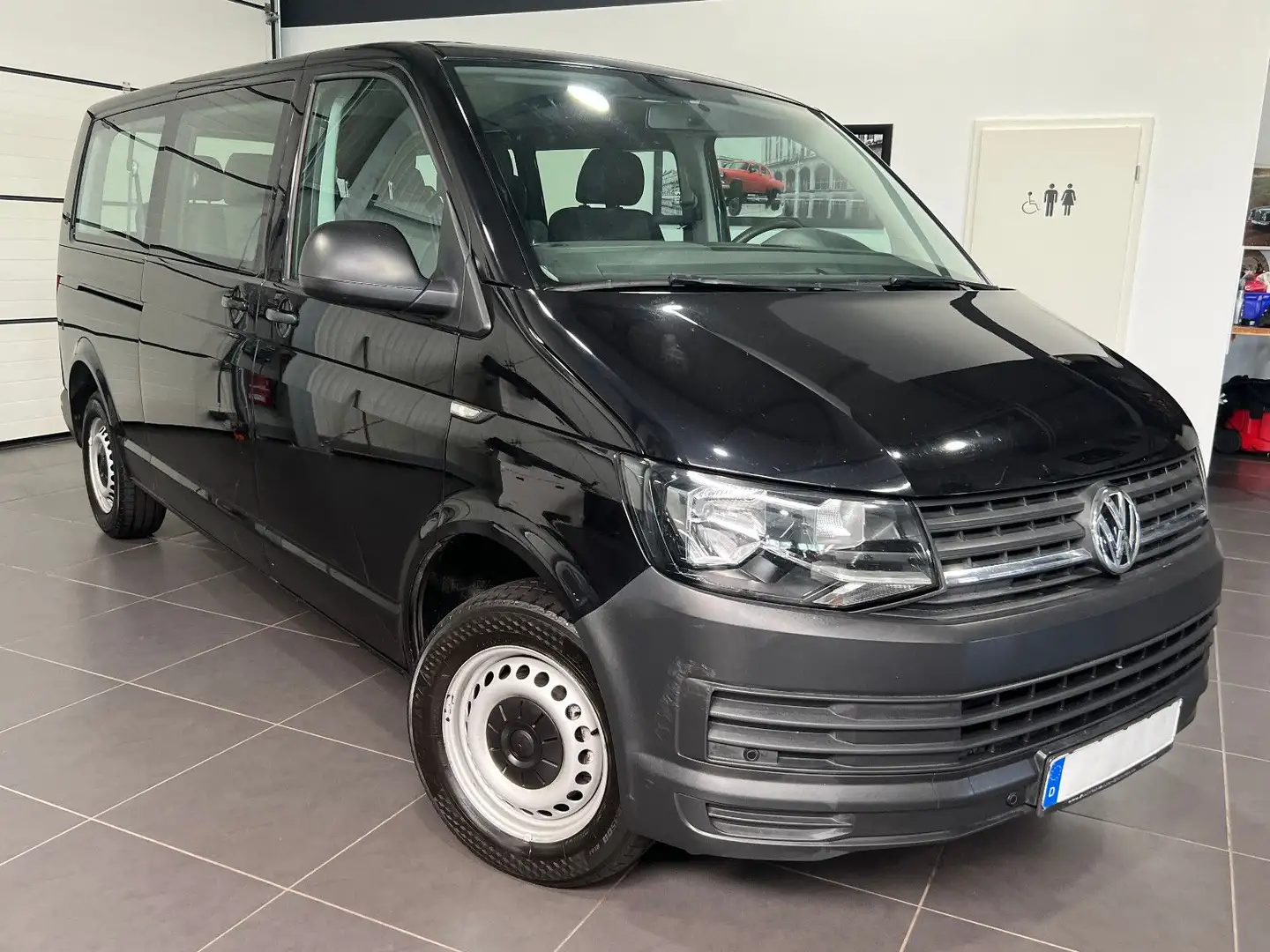 Volkswagen T6 Transporter T6 2.0 TDi lang Automatik *9-Sitze*Navi*AHK*PDC* Noir - 2