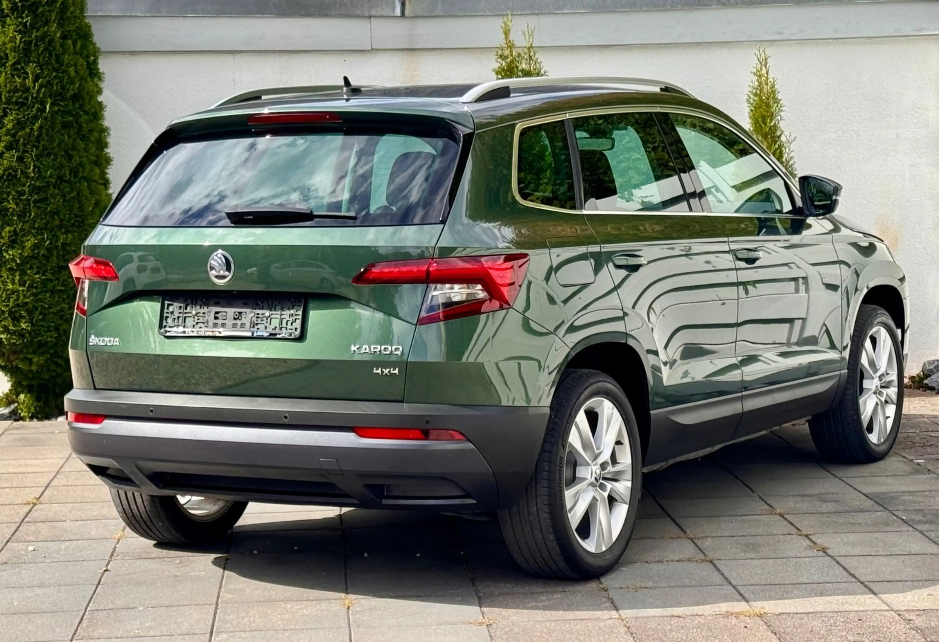 Skoda Karoq Style 4x4*DSG*LED*Navi*AHK*Garantie* — photo 6