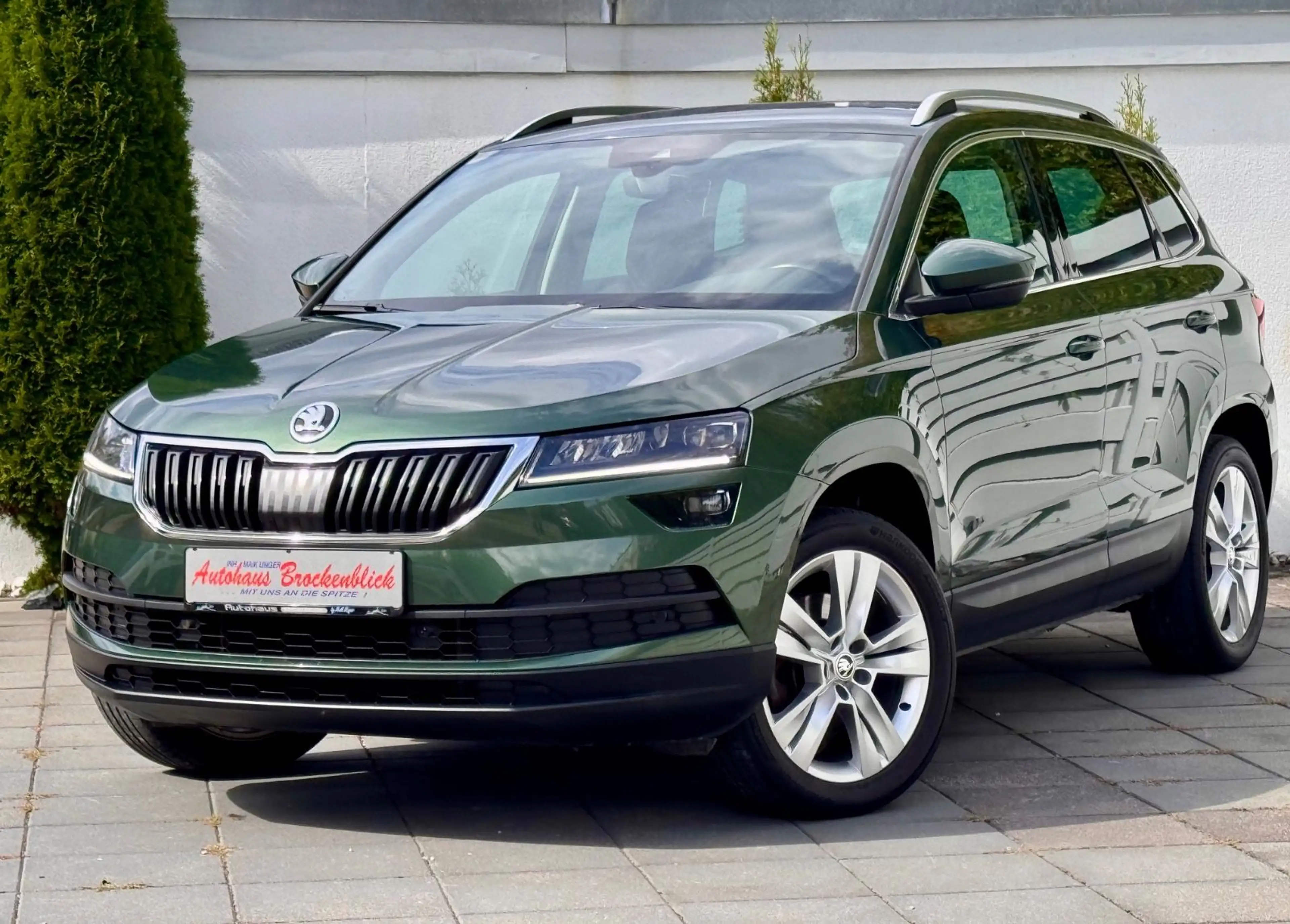 Skoda Karoq Style 4x4*DSG*LED*Navi*AHK*Garantie*