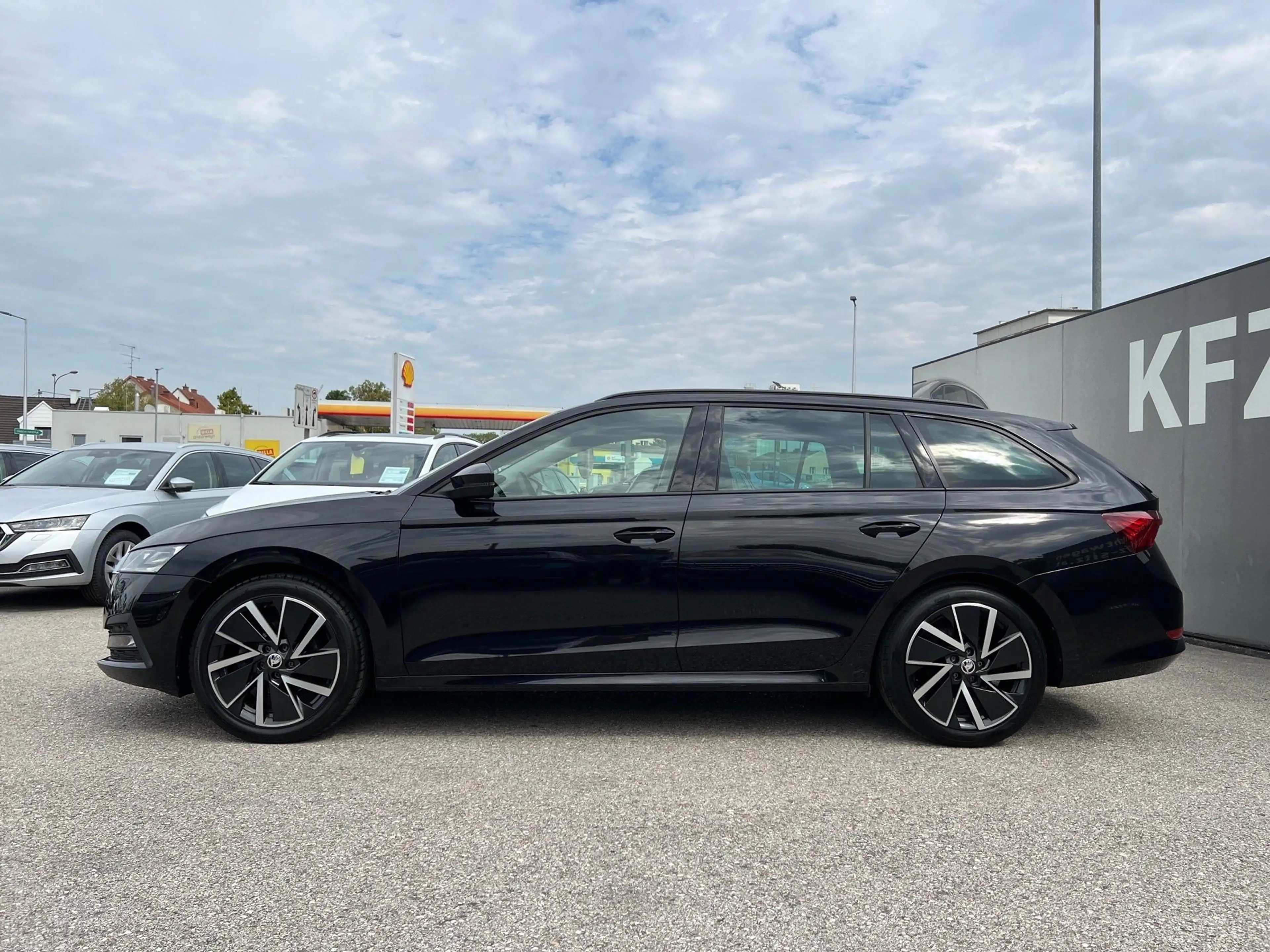 Skoda Octavia Combi 2,0 TDI Ambition DSG | NP: €46.500 — photo 6