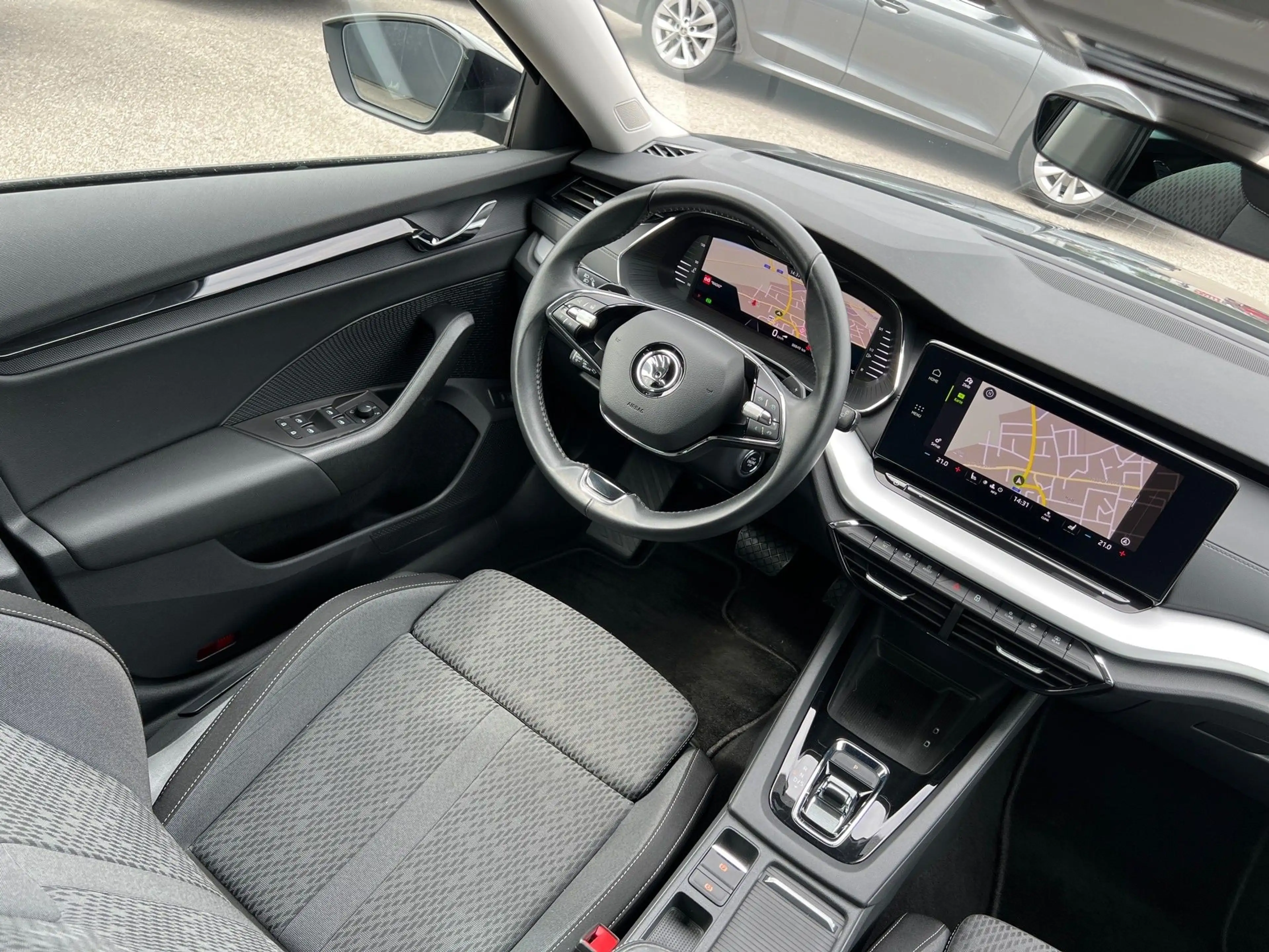 Skoda Octavia Combi 2,0 TDI Ambition DSG | NP: €46.500 — photo 12