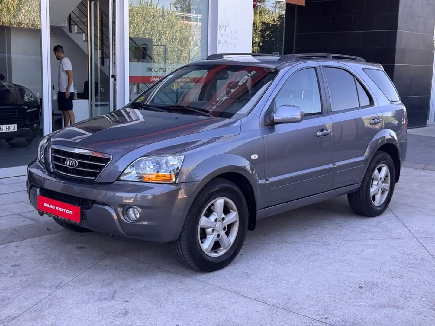 Kia Sorento 2.5CRDI Emotion Gris - 2