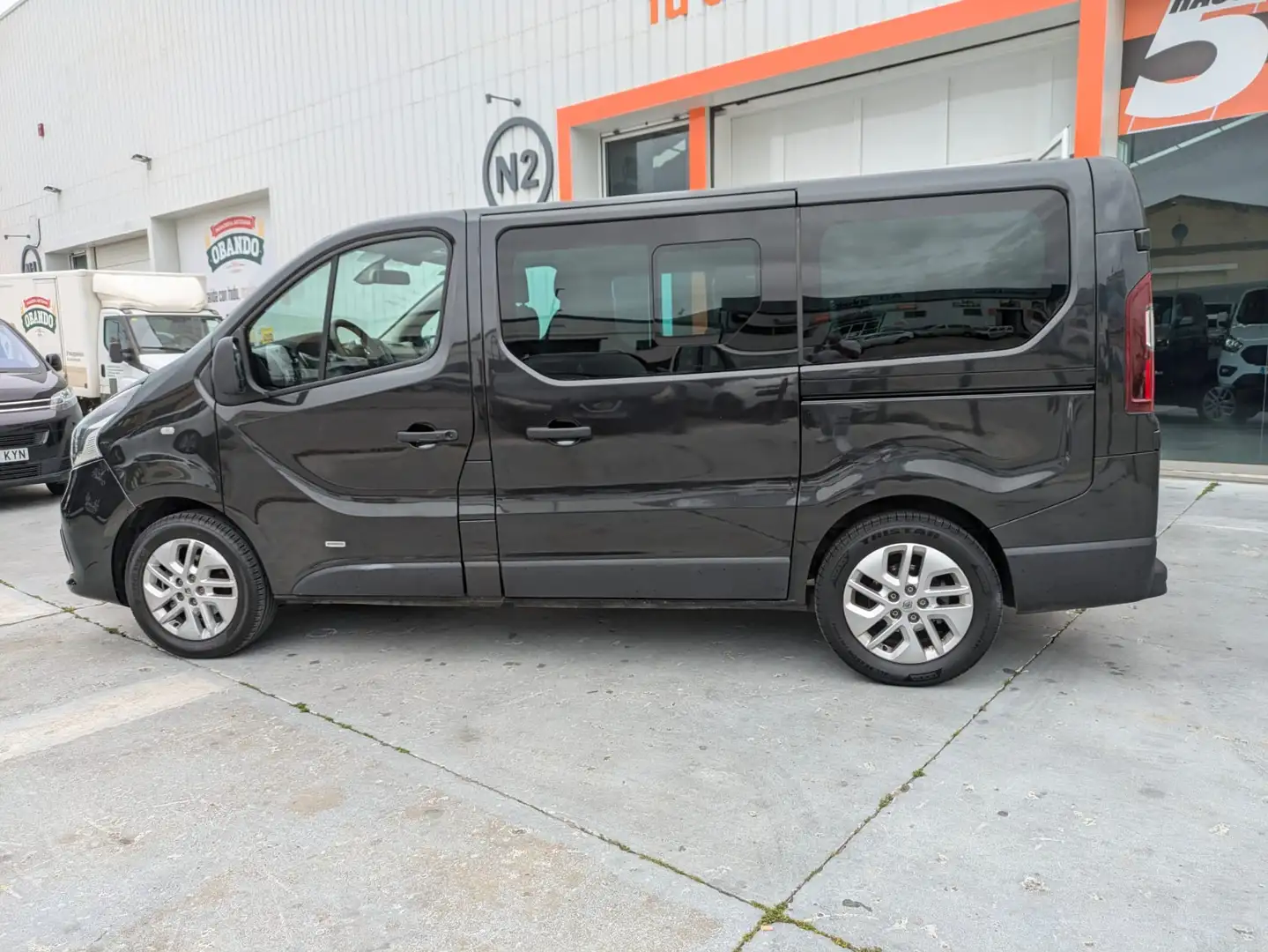 Renault Trafic Passenger 1.6dCi TT Energy Edition L 120 Noir - 2