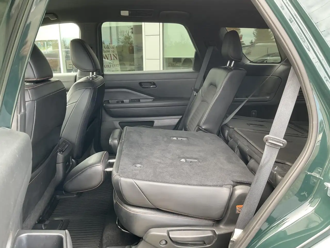Nissan Pathfinder photo Nissan Pathfinder