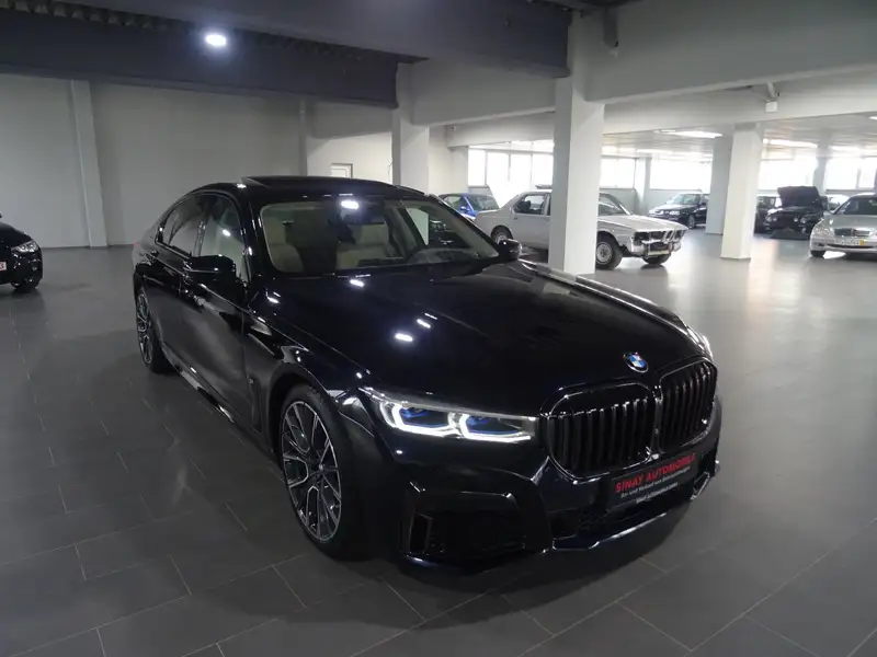 Annonce voiture d'occasion BMW 740 - CARADIZE