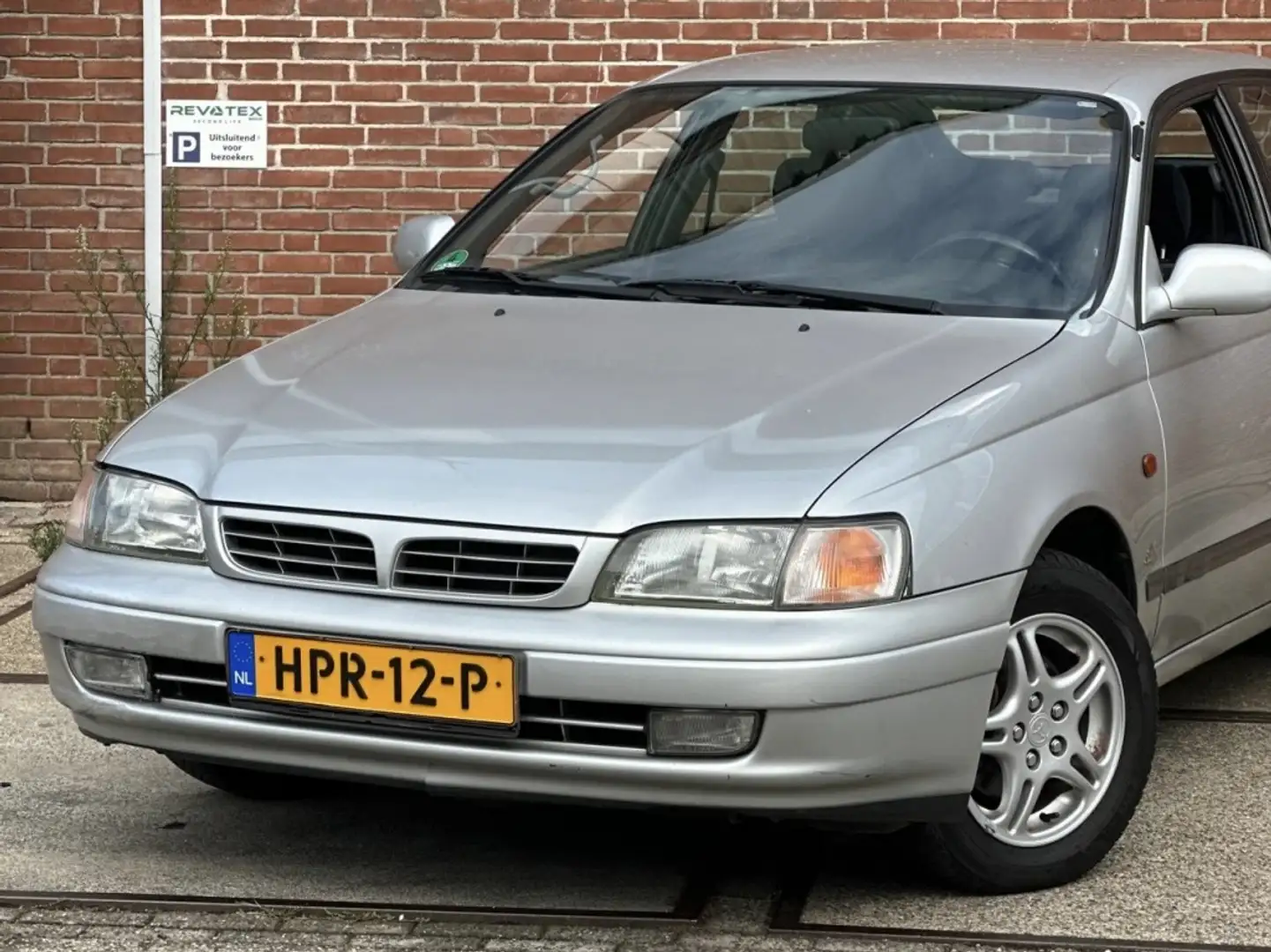 Toyota Carina E 1.8 XLi |Airco |Stuurbkr |Automaat |Uniek Szary - 2