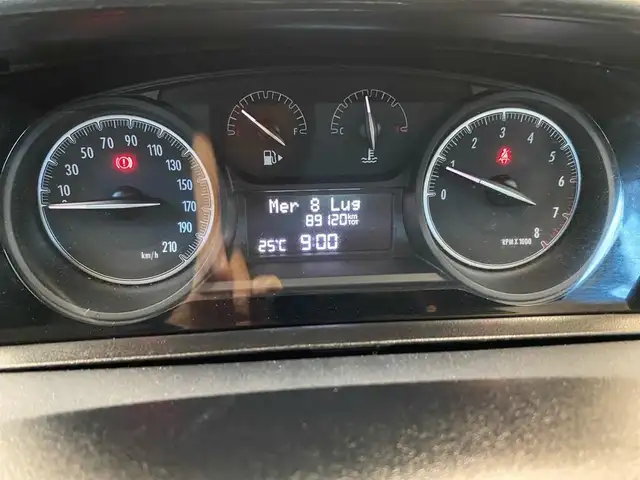 Lancia Ypsilon view 14
