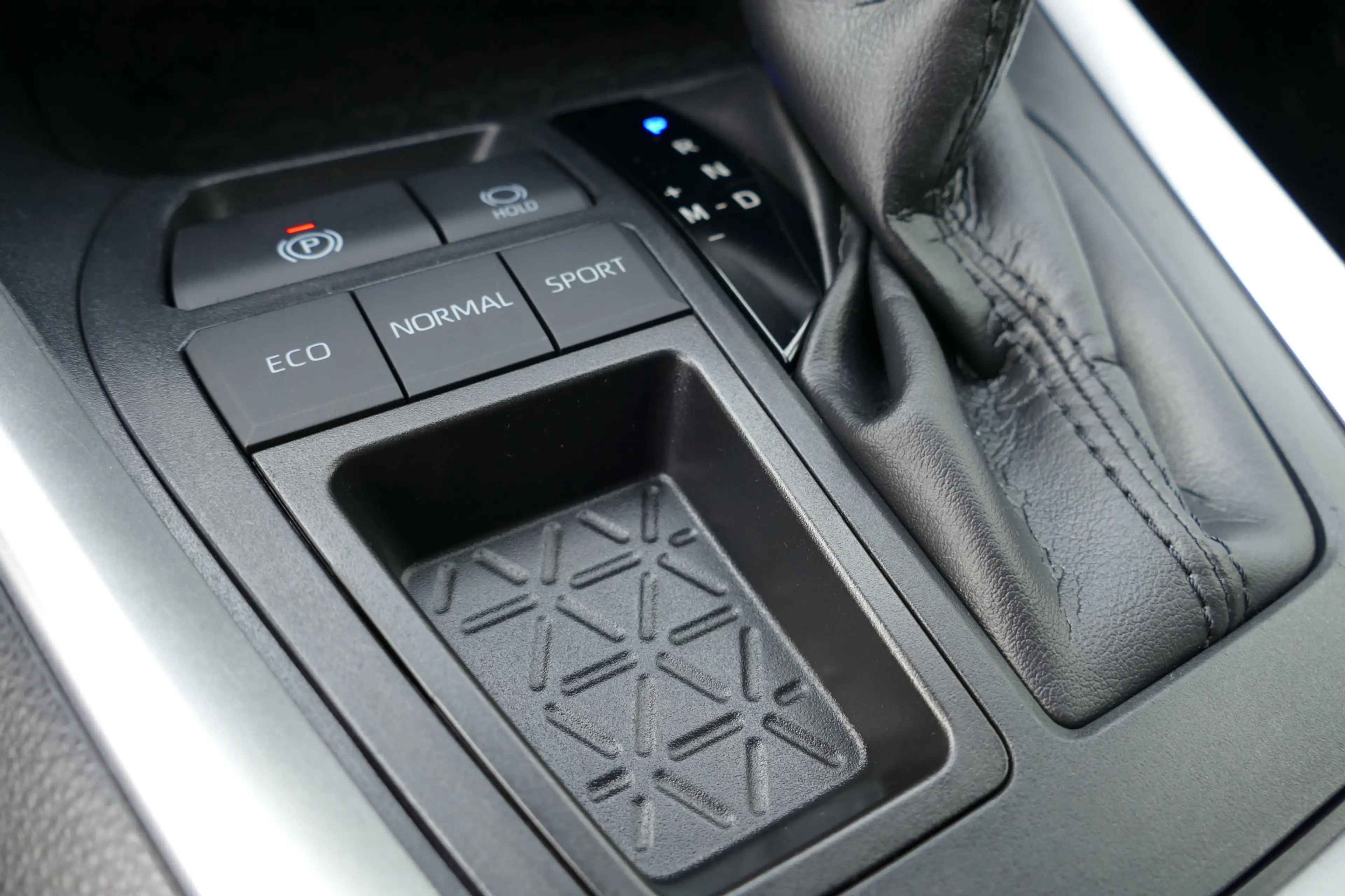 Toyota RAV 4 2.0 VVT-iE Dynamic. 360 Camera, Adap Cruise, Clima — photo 32