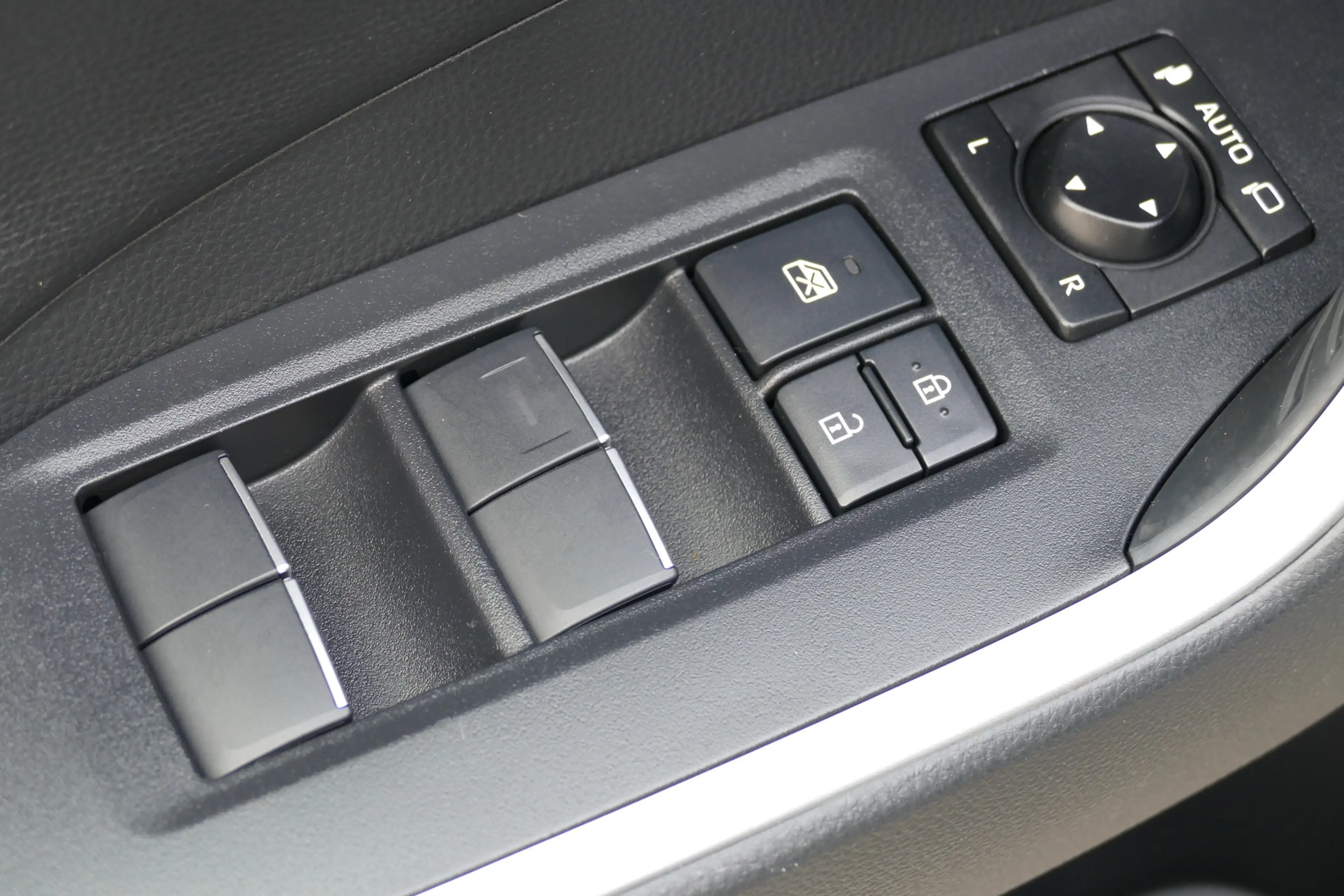Toyota RAV 4 2.0 VVT-iE Dynamic. 360 Camera, Adap Cruise, Clima — photo 33