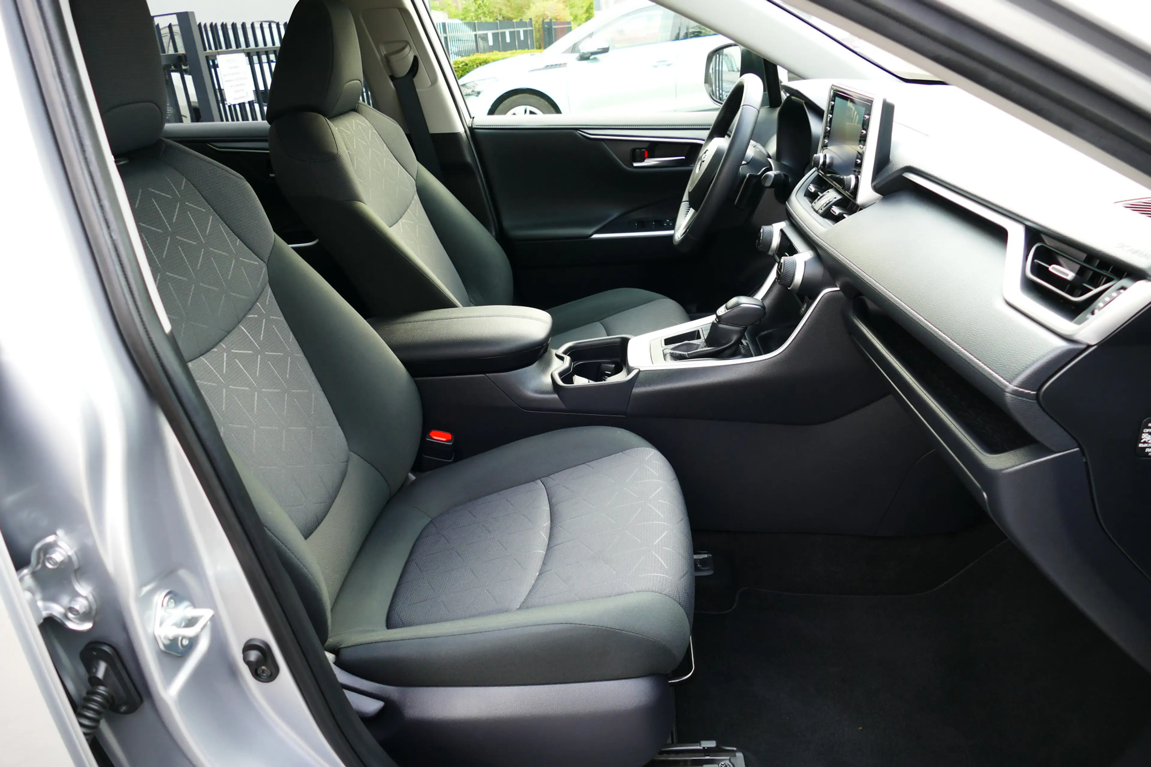 Toyota RAV 4 2.0 VVT-iE Dynamic. 360 Camera, Adap Cruise, Clima — photo 3