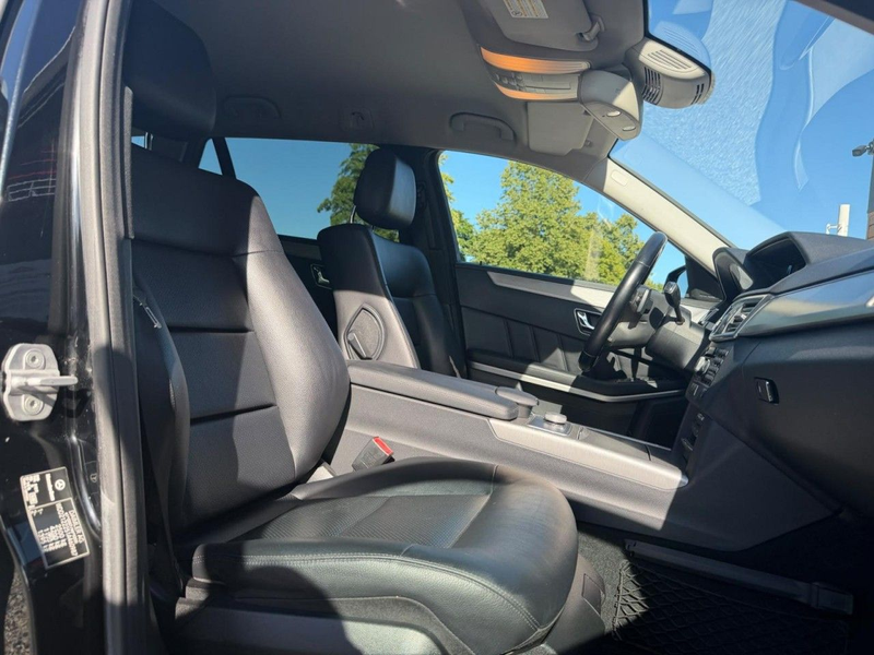 Mercedes-Benz E 300 E T-Modell E 300 CDI BlueEfficiency Avangart AHK — photo 11