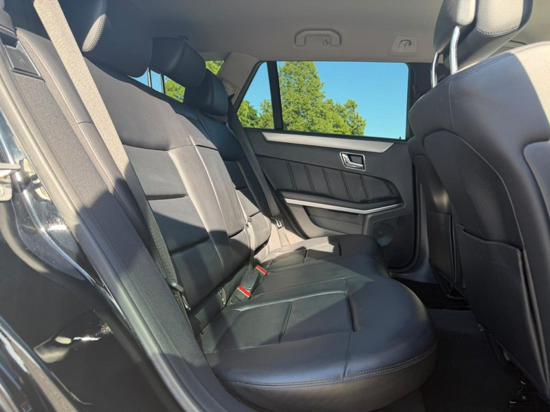 Mercedes-Benz E 300 E T-Modell E 300 CDI BlueEfficiency Avangart AHK — photo 12