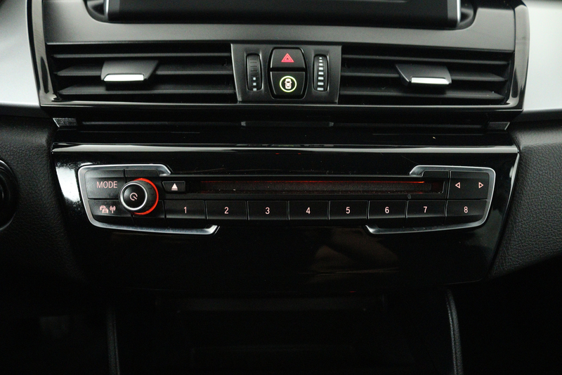 BMW 218 2-serie Active Tourer 218i Essential — photo 17