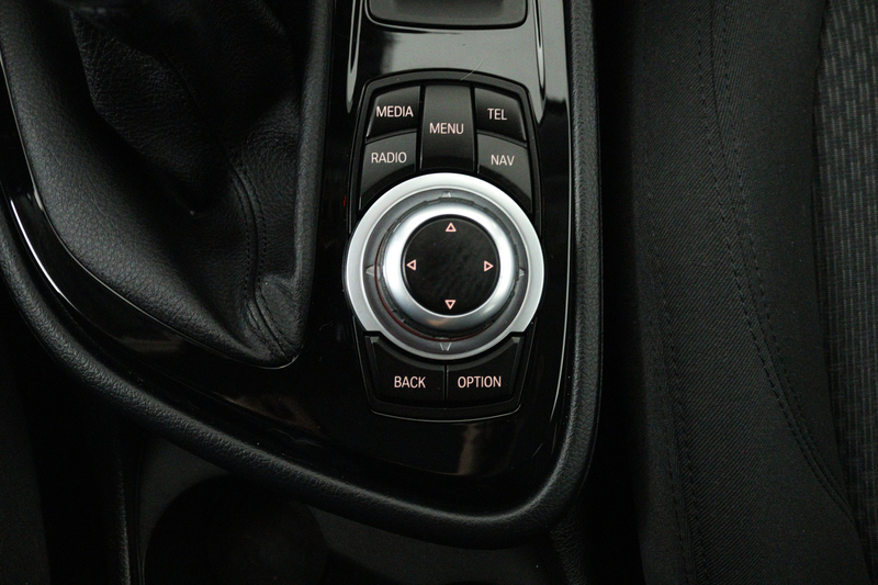 BMW 218 2-serie Active Tourer 218i Essential — photo 18