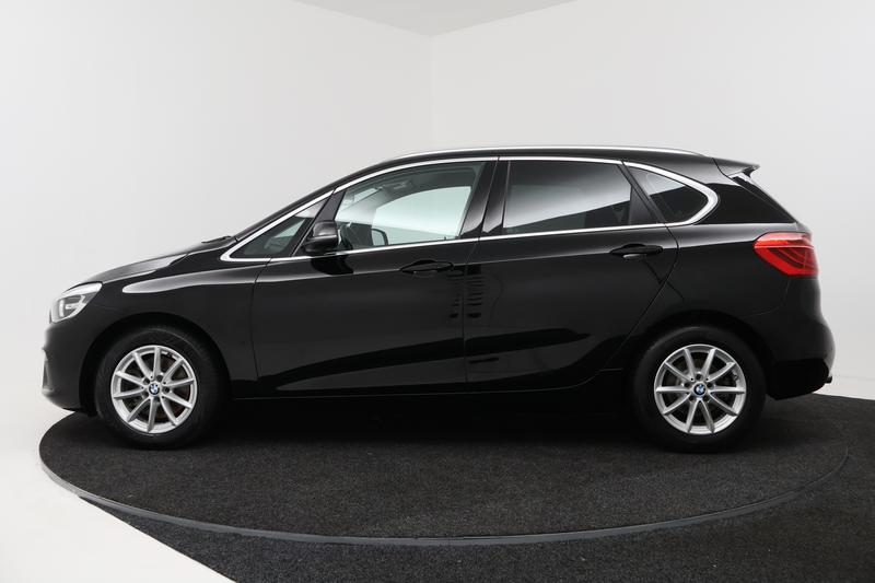 BMW 218 2-serie Active Tourer 218i Essential — photo 2