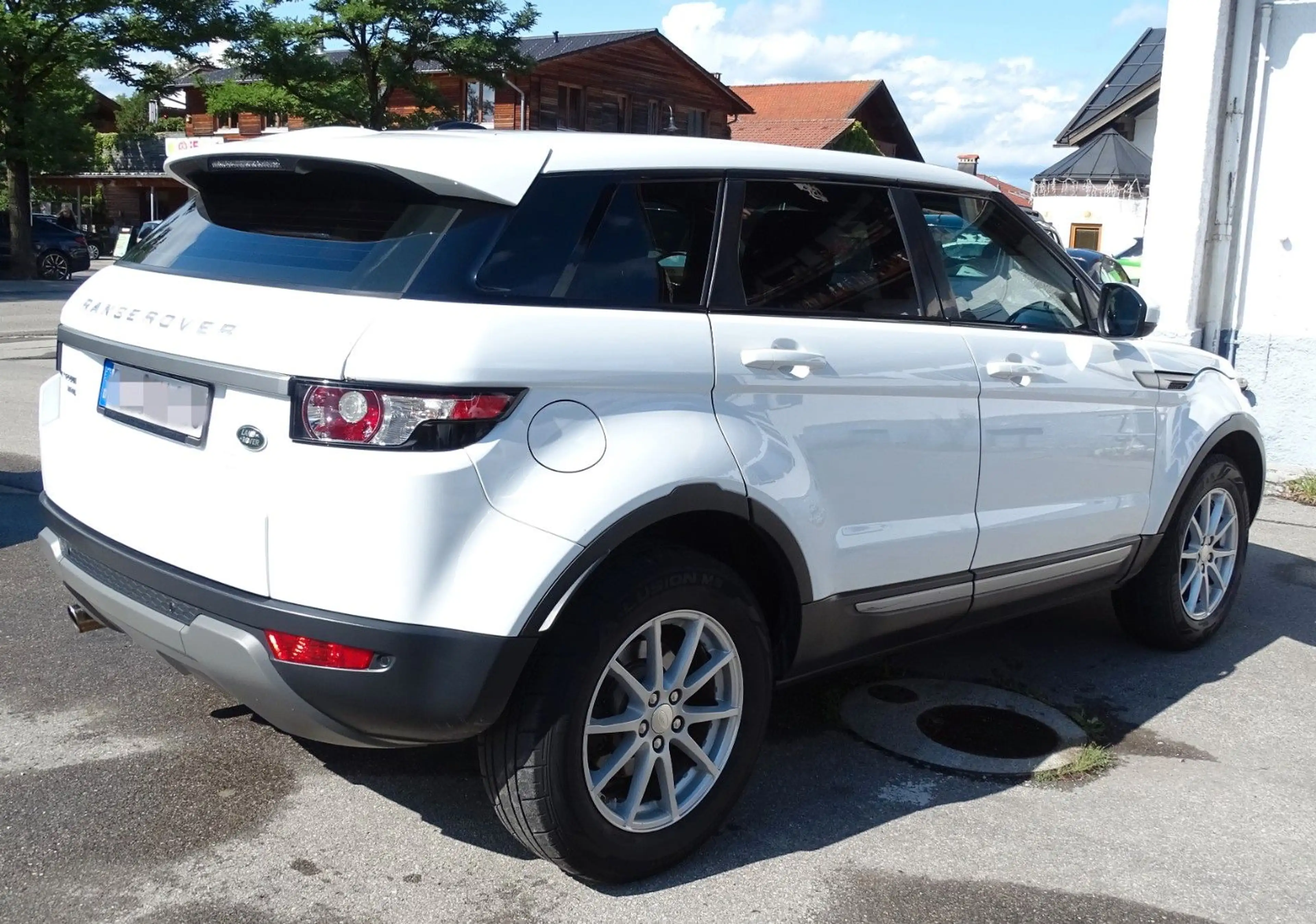 Land Rover Range Rover Evoque Pure — photo 6