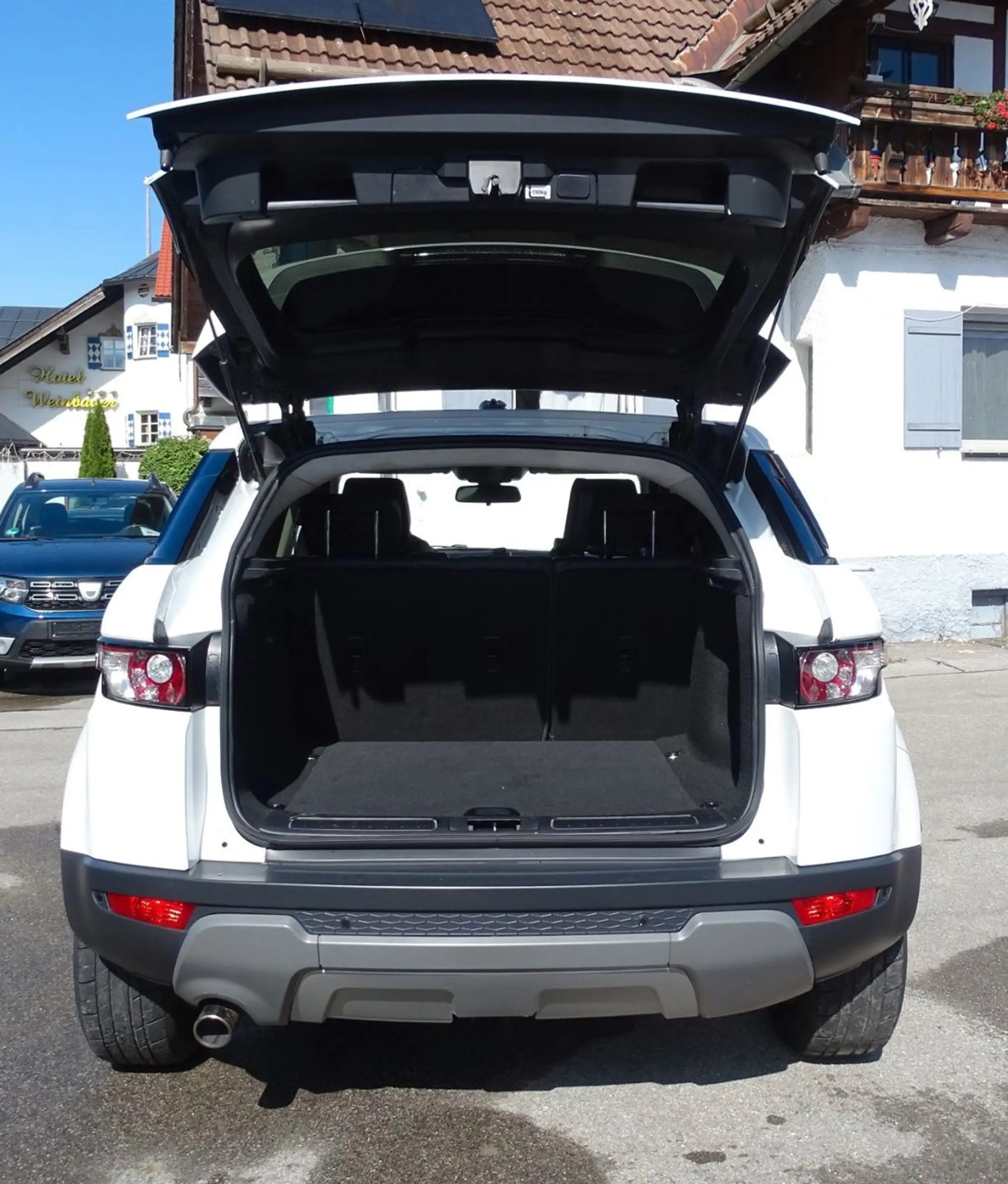 Land Rover Range Rover Evoque Pure — photo 9