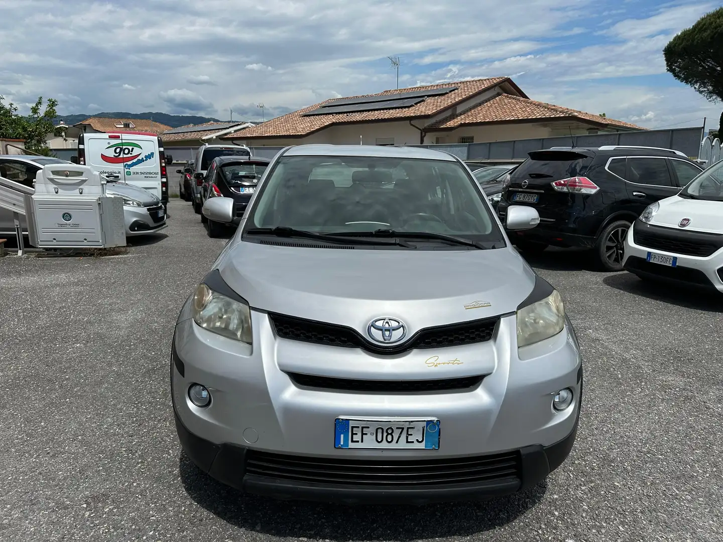 Toyota Urban Cruiser 1.4 d-4d Luxury Awd 4X4 Argintiu - 2