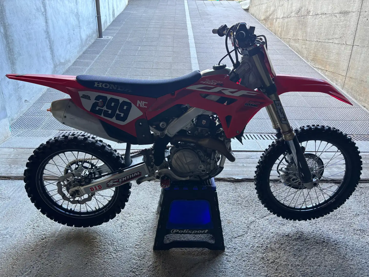 Honda CRF 450 R Červená - 2