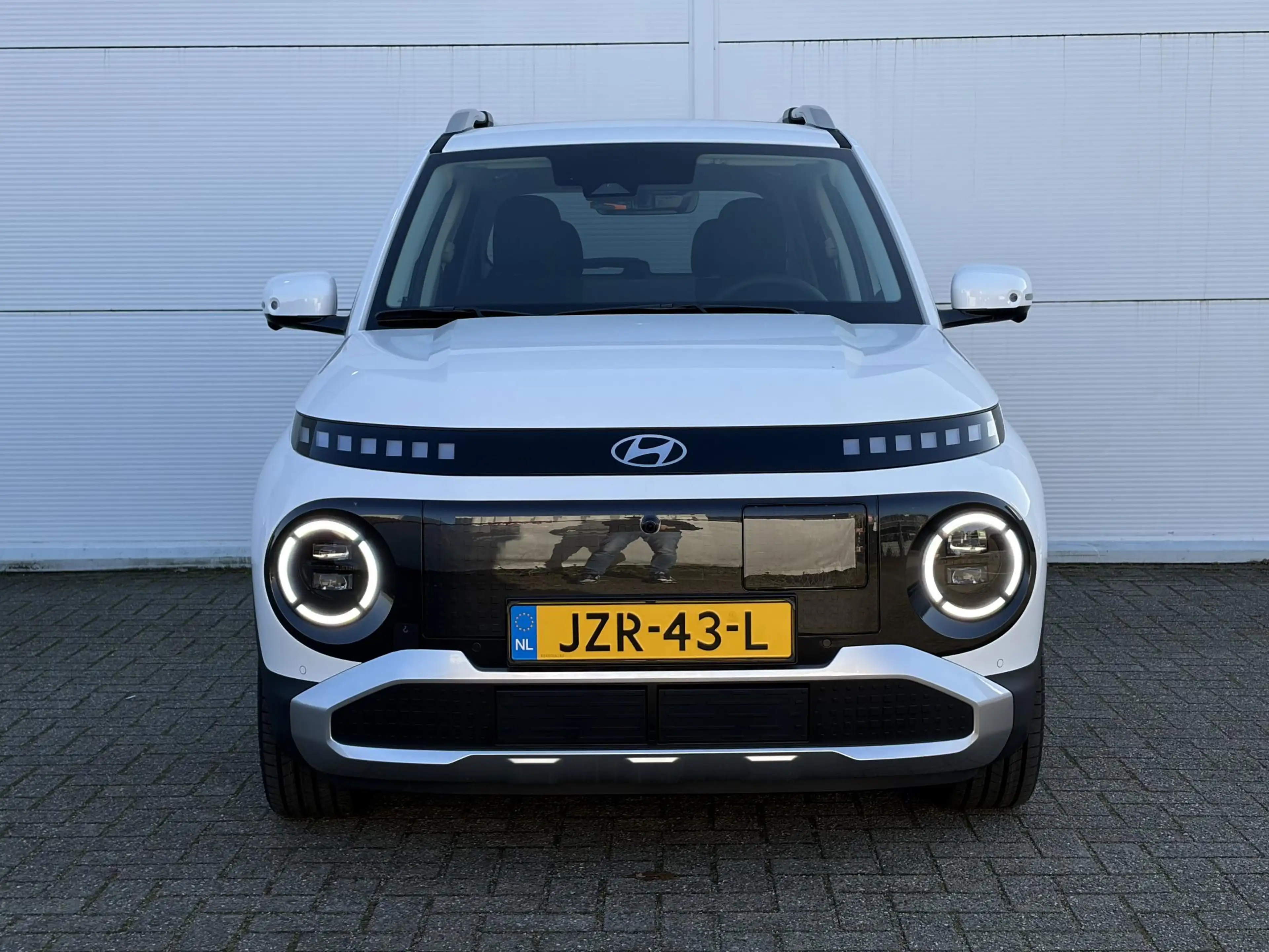Hyundai Inster Evolve Sky 49 kWh /Winter & Tech Pack /Apple Carpl — photo 34