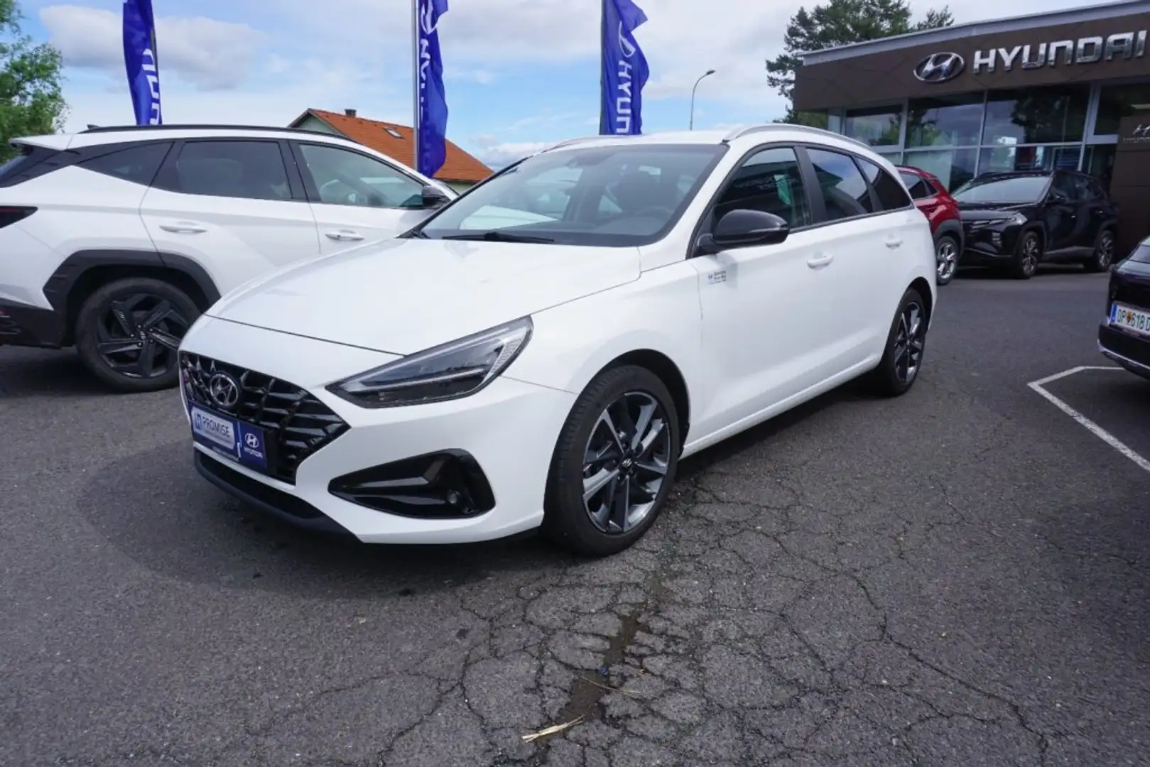Hyundai i30 Kombi - PD Feel Good 1,0 TGDi c1kf1 Weiß - 1