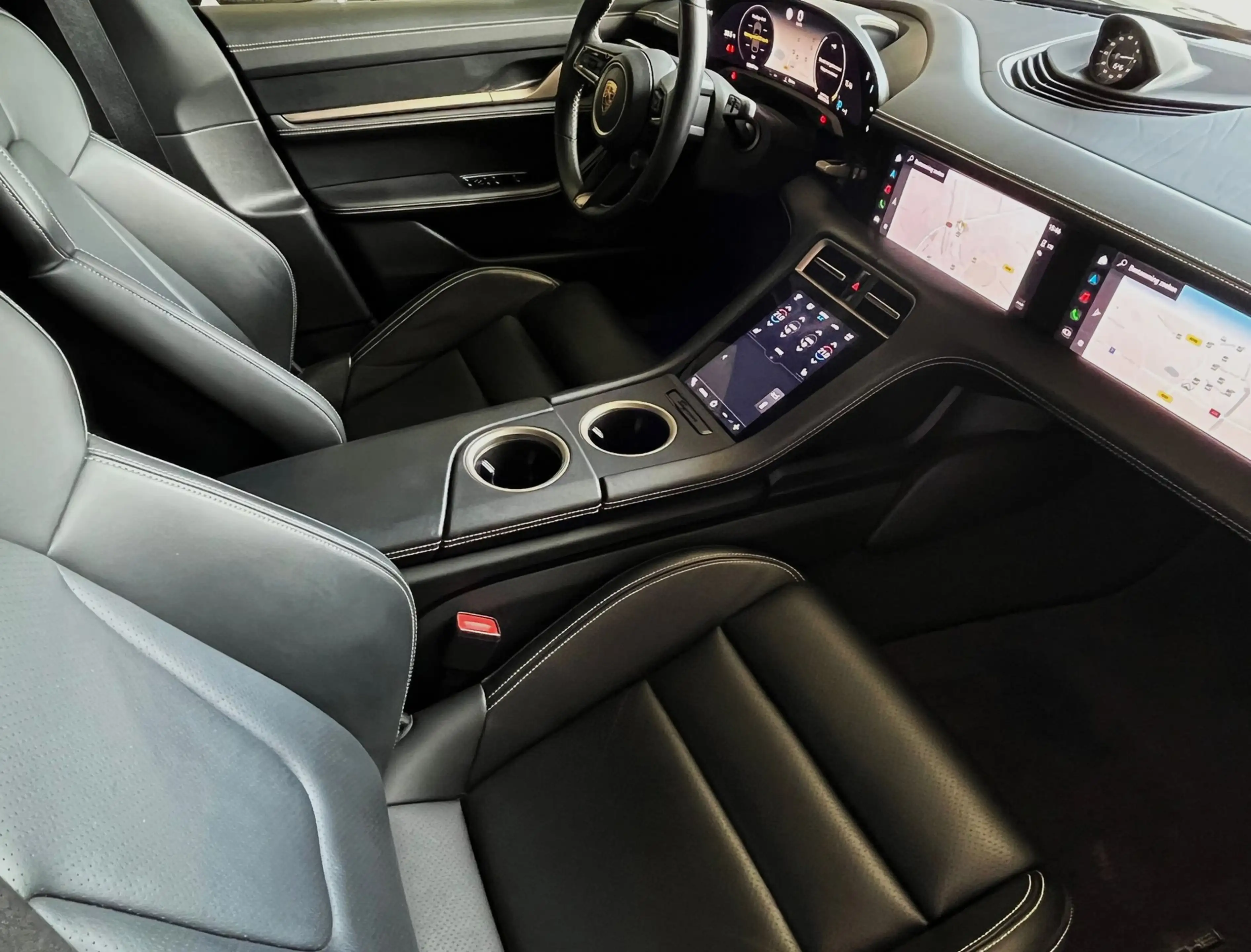 Porsche Taycan Cross Turismo 4S 93 kWh | Chrono | Duel Display | — photo 9