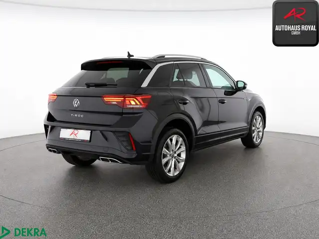 Volkswagen T-Roc view 5
