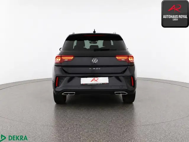 Volkswagen T-Roc view 4