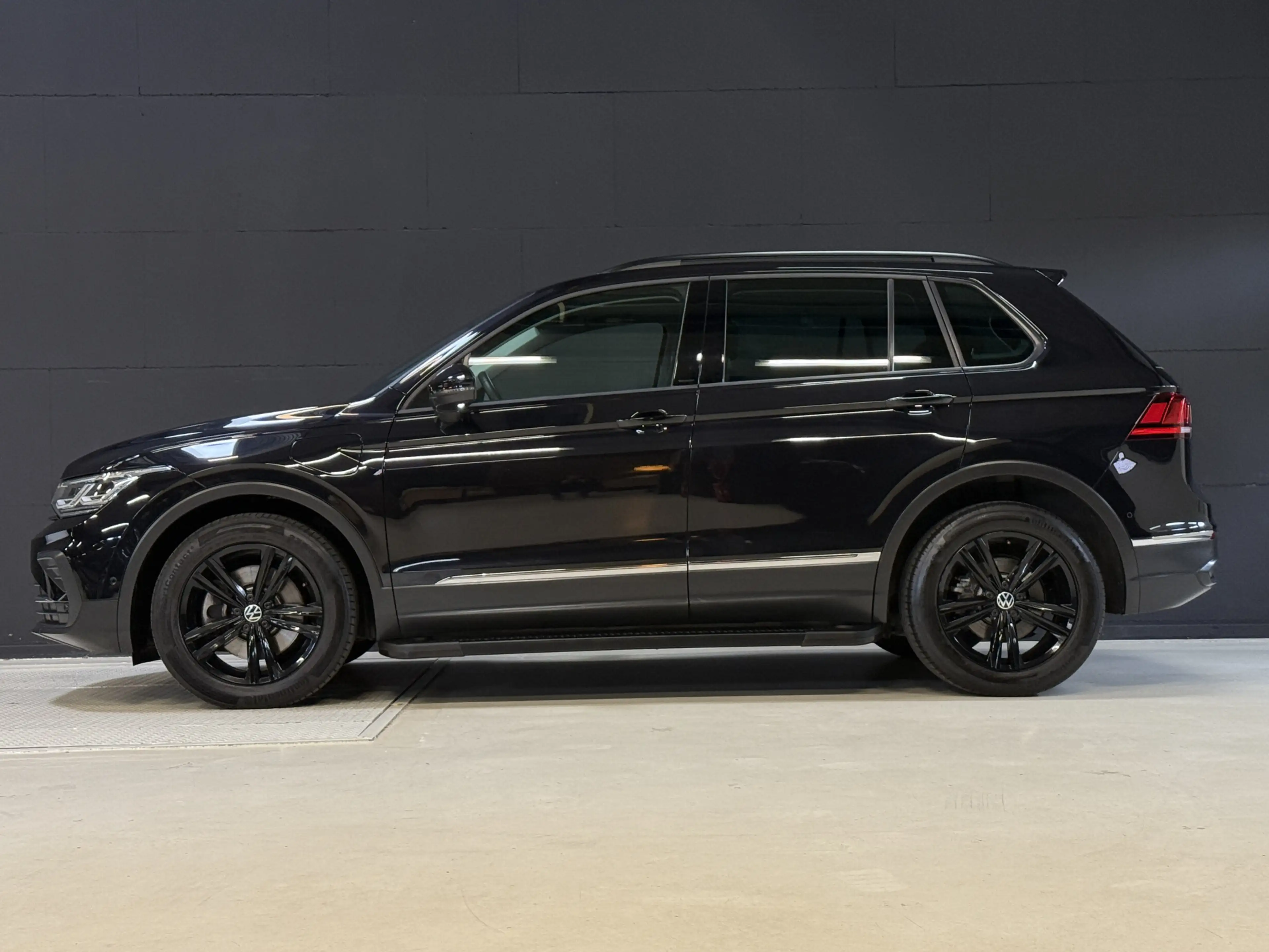 Volkswagen Tiguan 1.4 TSI eHybrid R-Line Business+ | Camera | Stoelv — photo 3