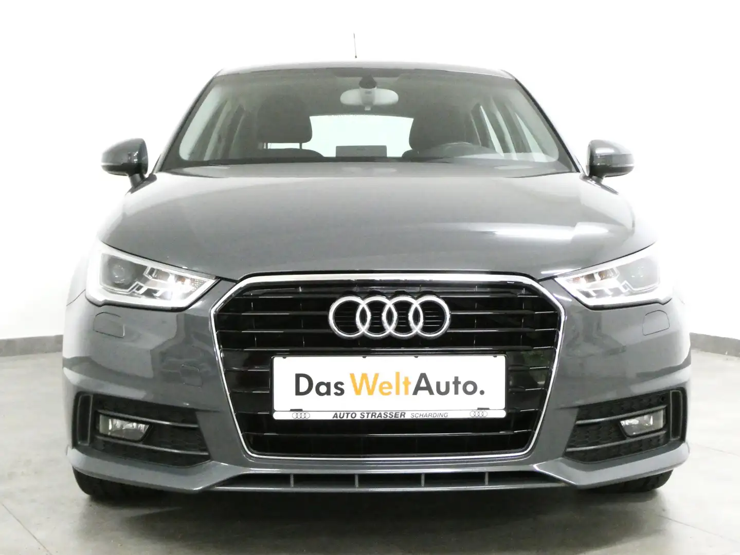 Audi A1 SB TFSI "S-line" Nanograu Xenon Navi Shz Freispr Grau - 2