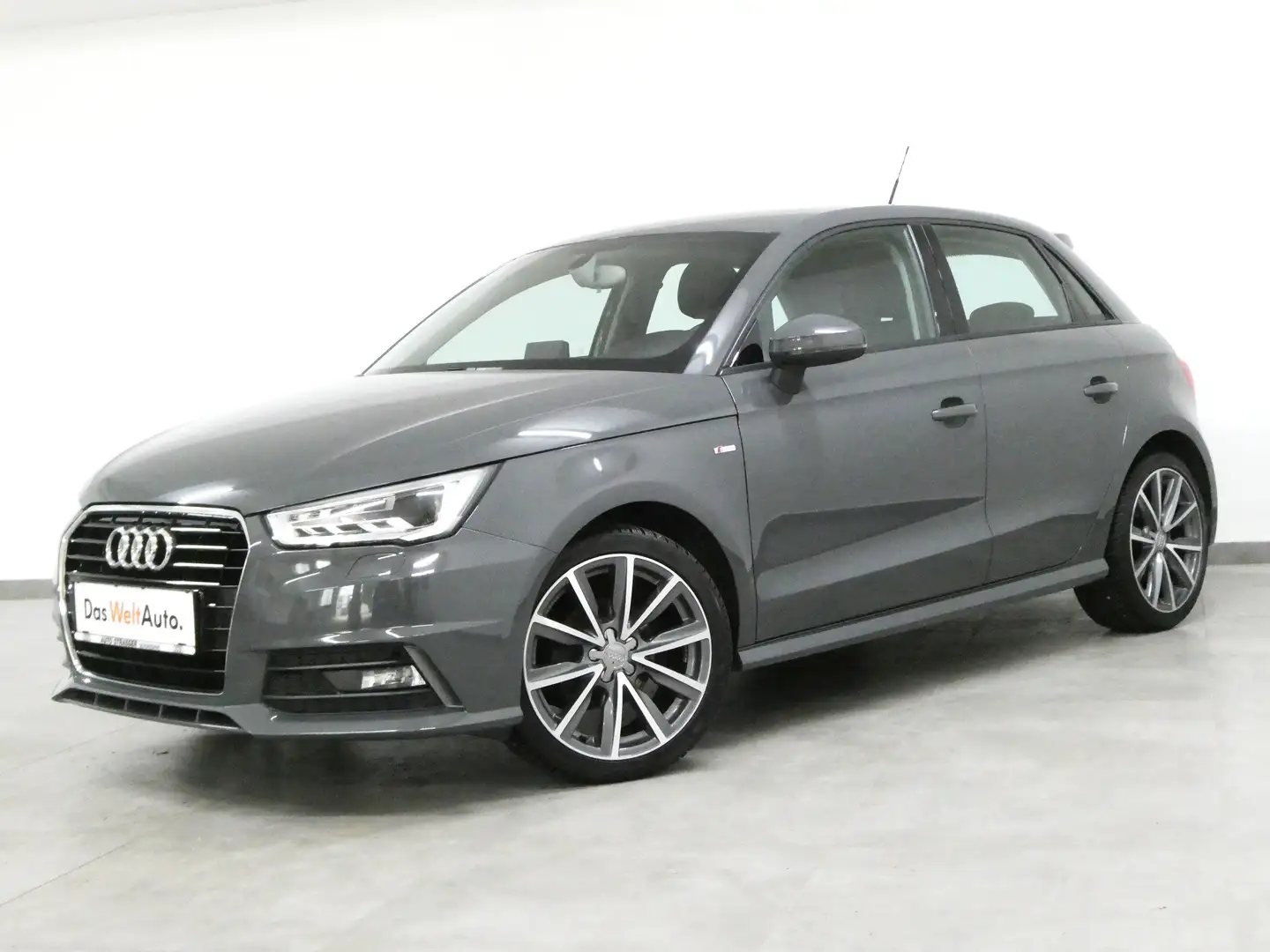 Audi A1 SB TFSI "S-line" Nanograu Xenon Navi Shz Freispr Grau - 1