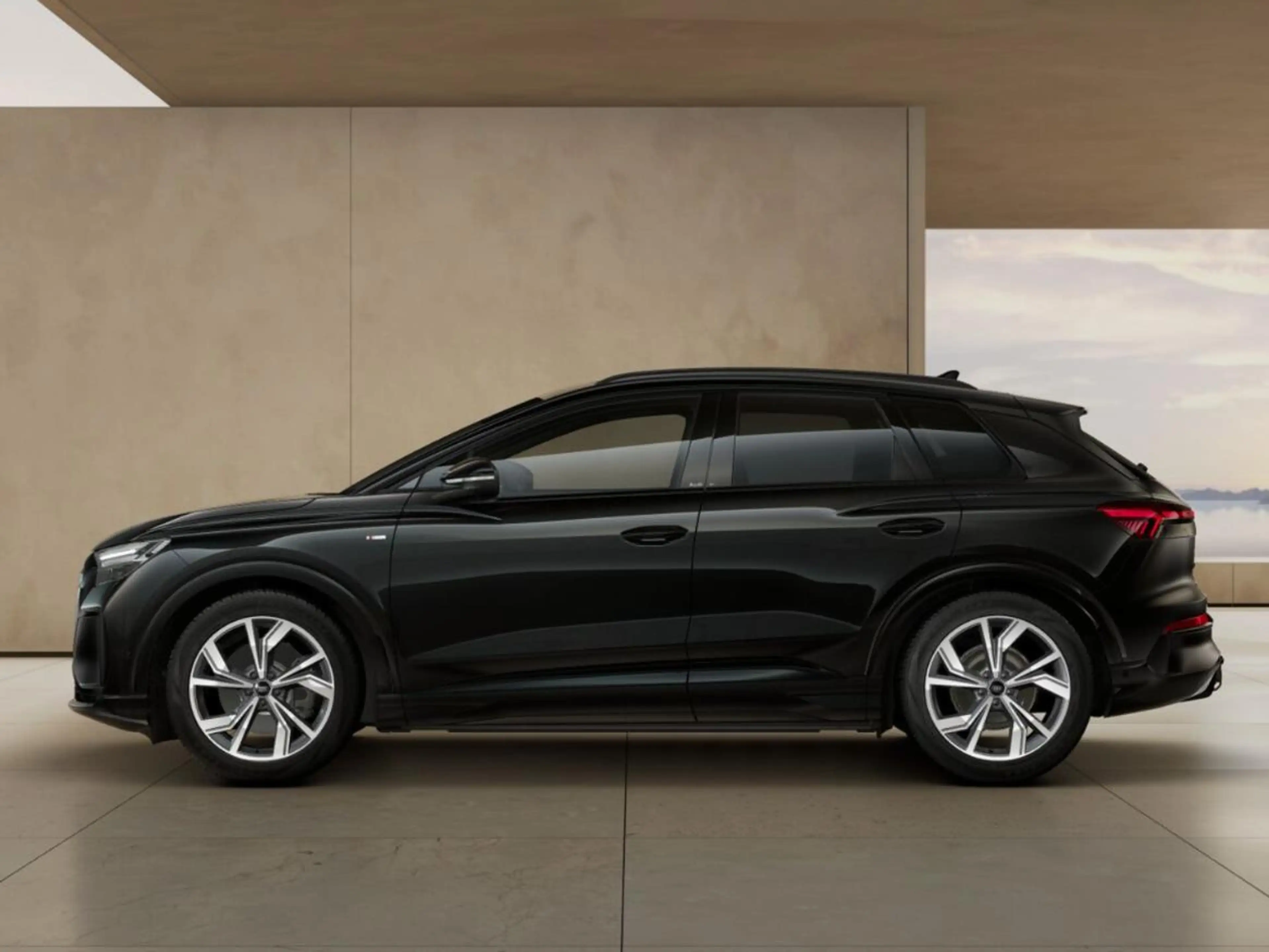 Audi Q4 e-tron S edition e-tron 40 63 kWh 150 kW / 204 PK SUV Ele — photo 2