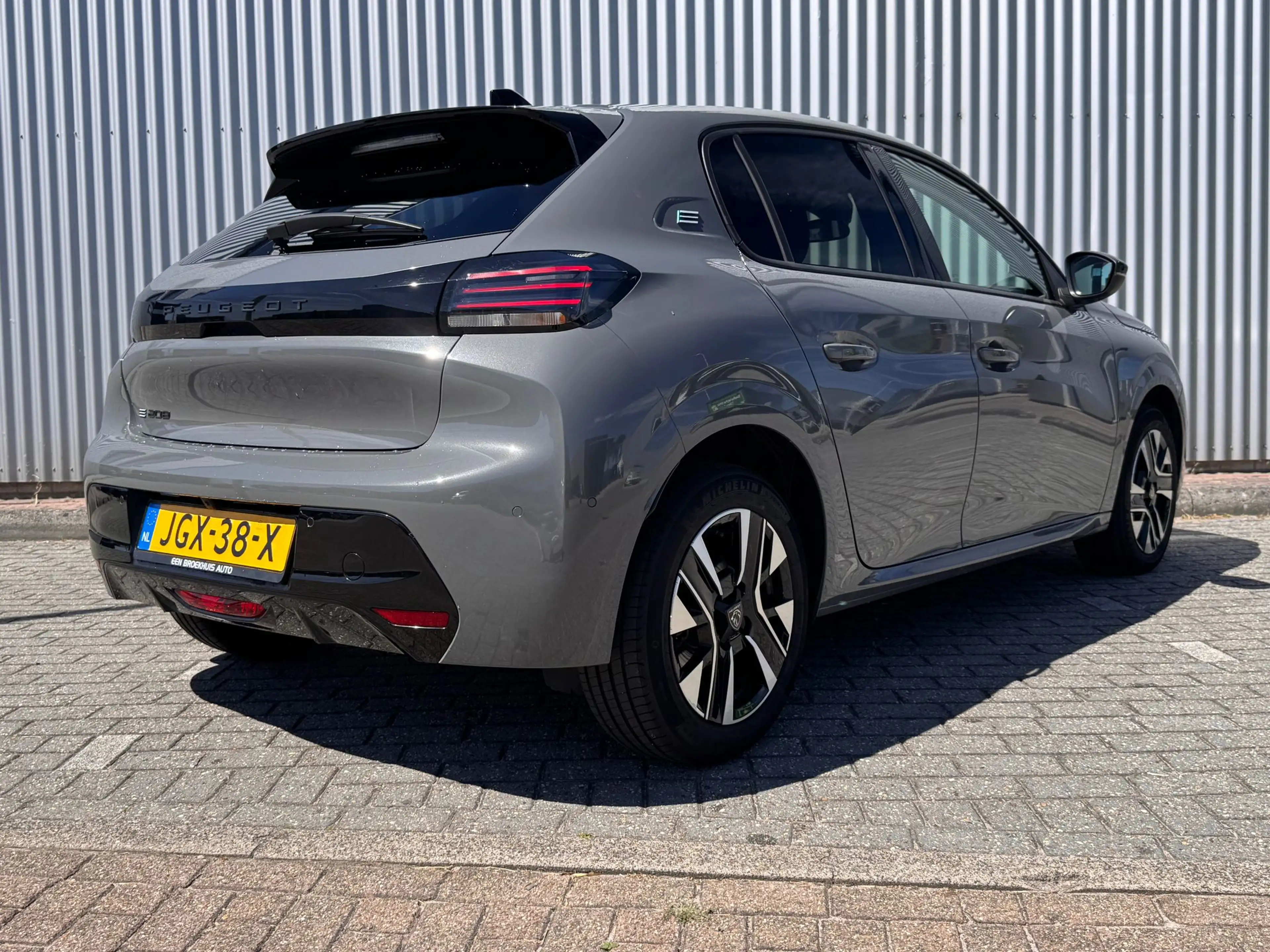 Peugeot e-208 EV Allure Avantage 51 kWh | Demodeal | Camera Voor — photo 5