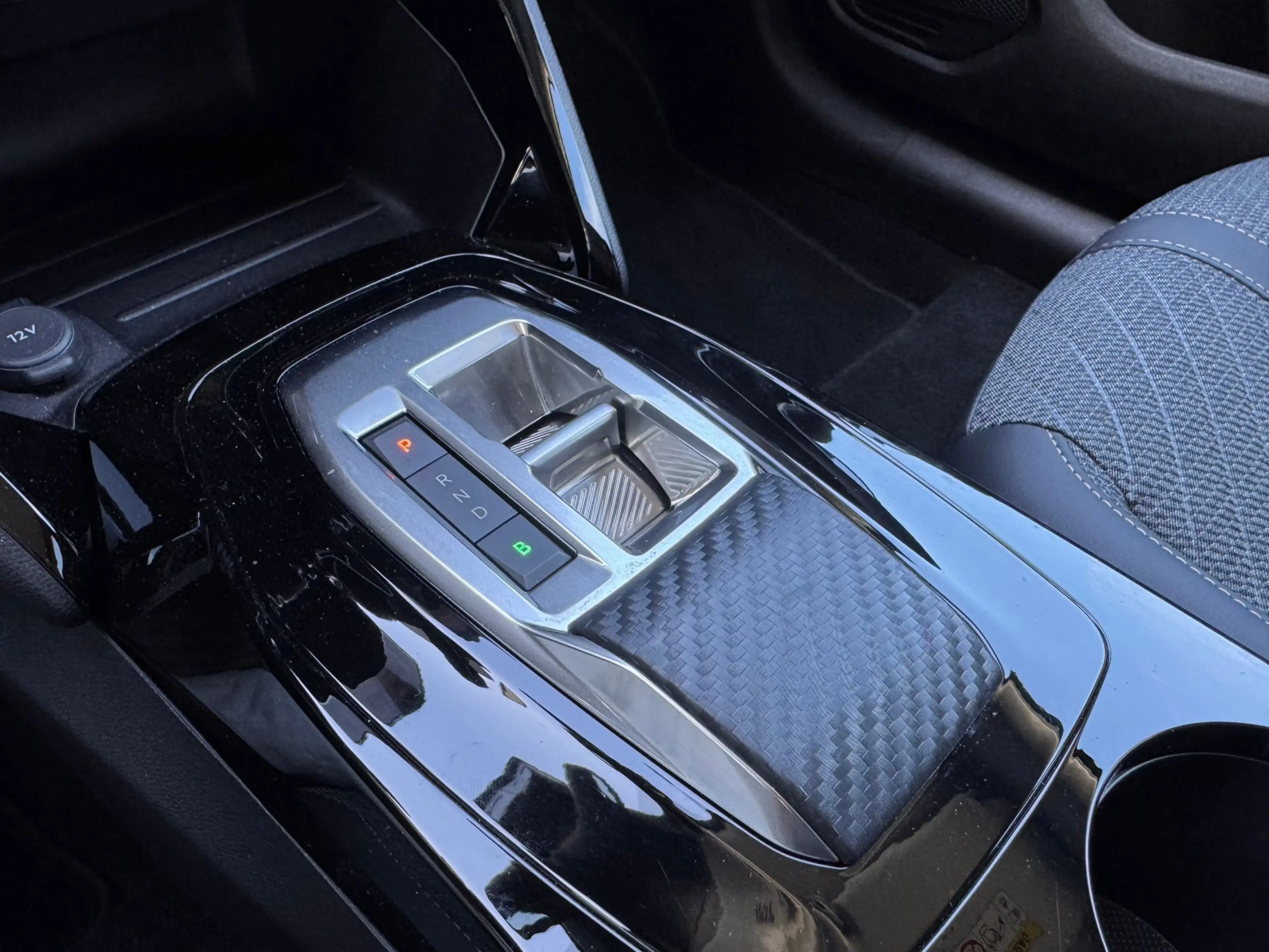 Peugeot e-208 EV Allure Avantage 51 kWh | Demodeal | Camera Voor — photo 15