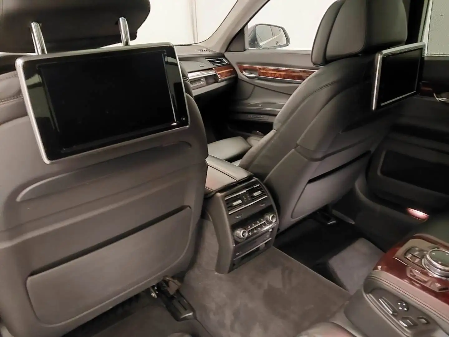 BMW 750 Ld xDrive*Long*Voll*Motorschaden! Schwarz - 2