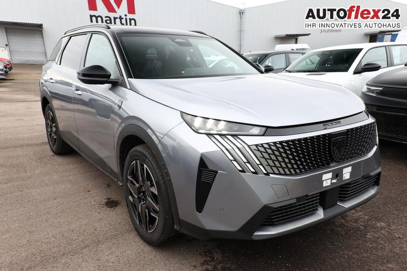 Peugeot 5008 GT Hybrid KomfortP AHK eHK Nav ACC SHZ Keyl 100...