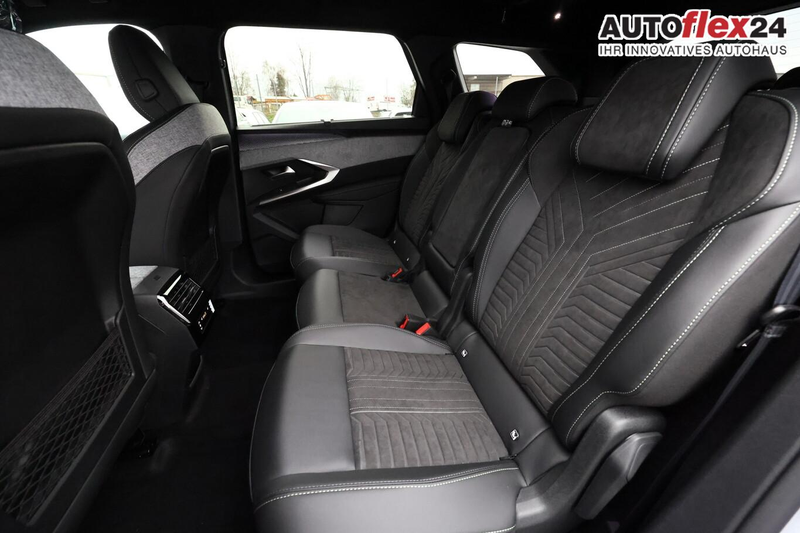 Peugeot 5008 GT Hybrid KomfortP AHK eHK Nav ACC SHZ Keyl 100... — photo 9
