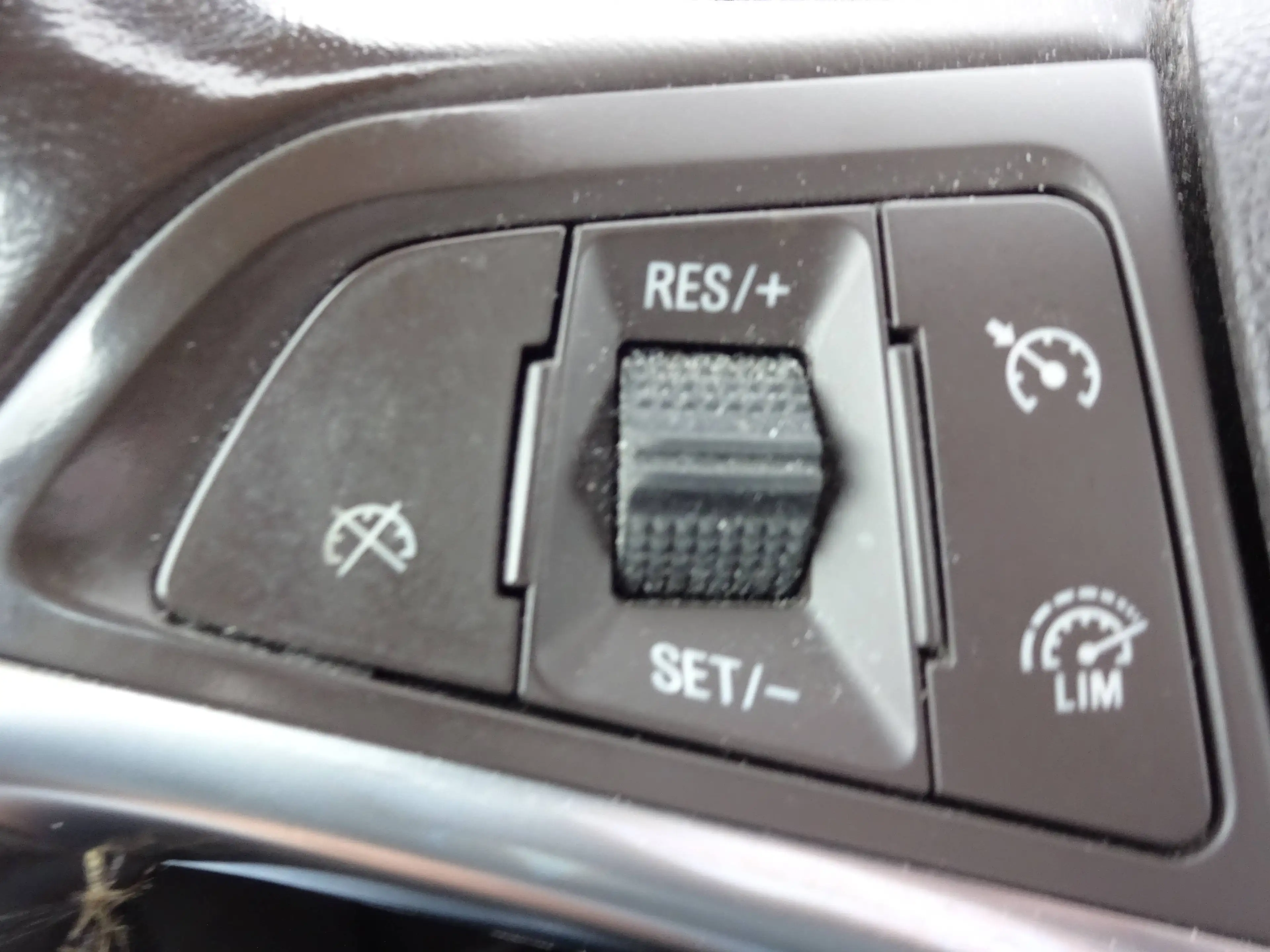 Opel Mokka Innovation Automatik+Sommer und Winterräder — photo 13