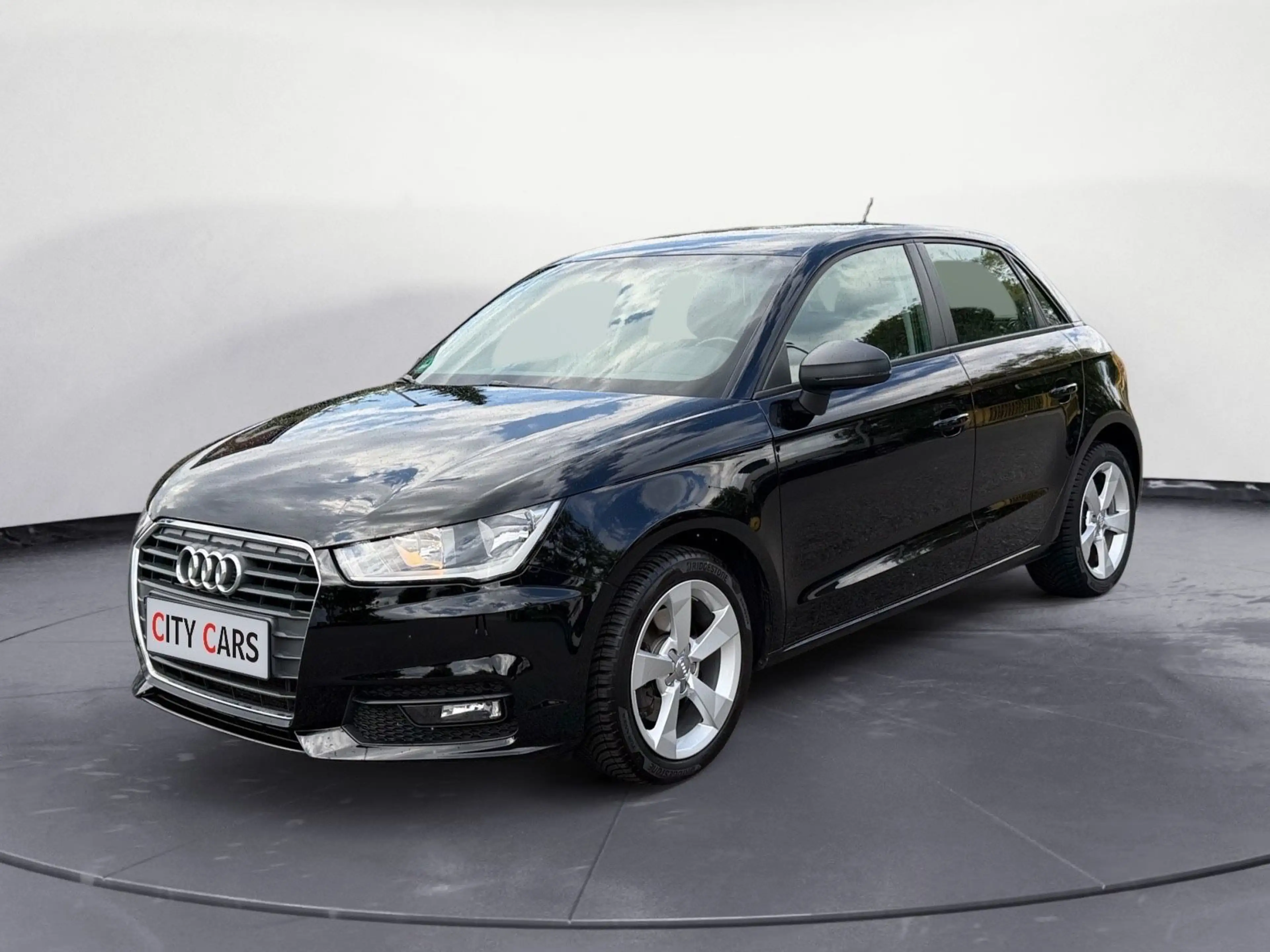 Audi A1 Sportback sport Navi Sitzheizung PDC