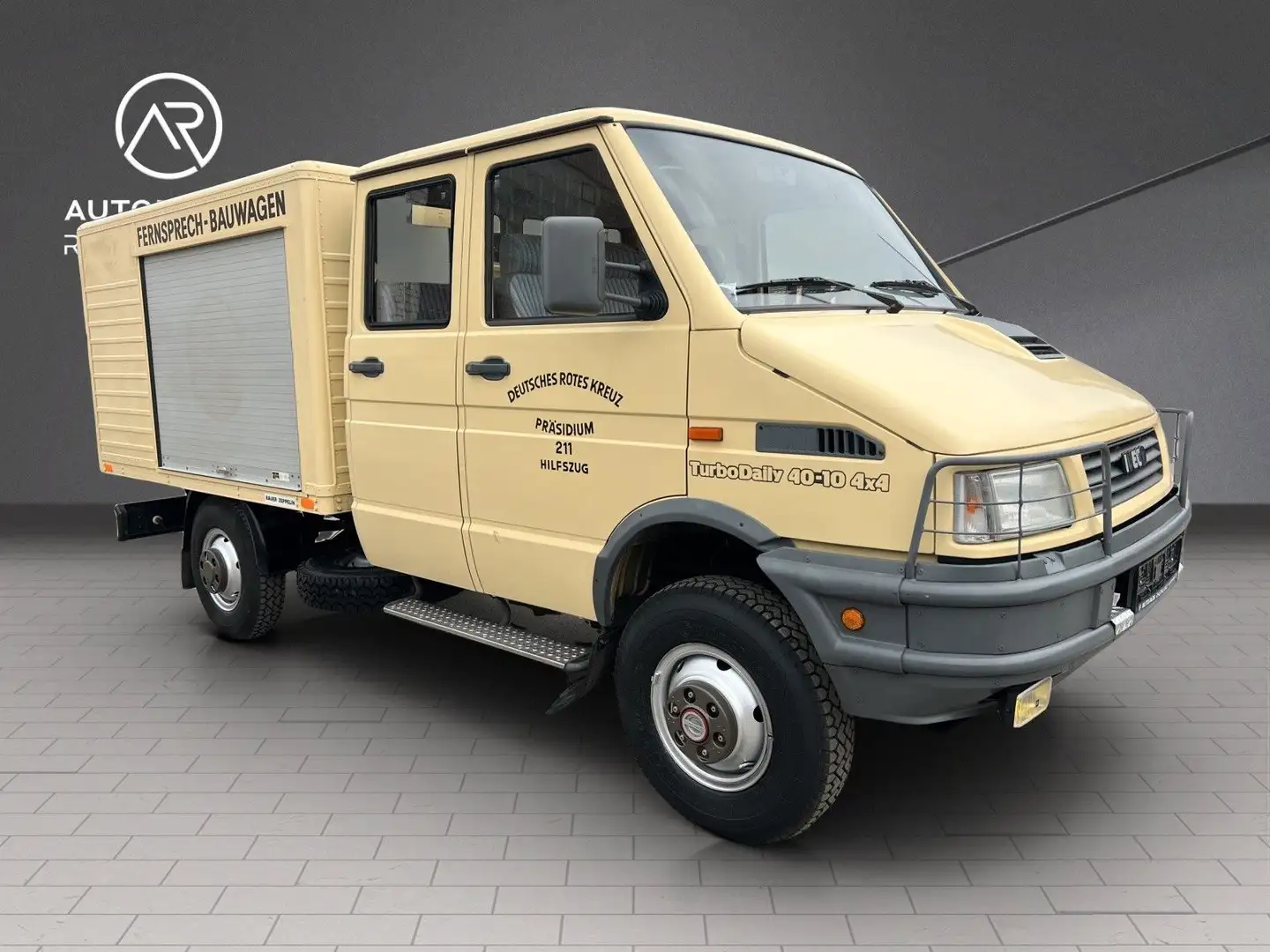 Iveco DAILY 40-10 *4x4 Allrad*1-Hand*Kommunalfahrzeug Beige - 2