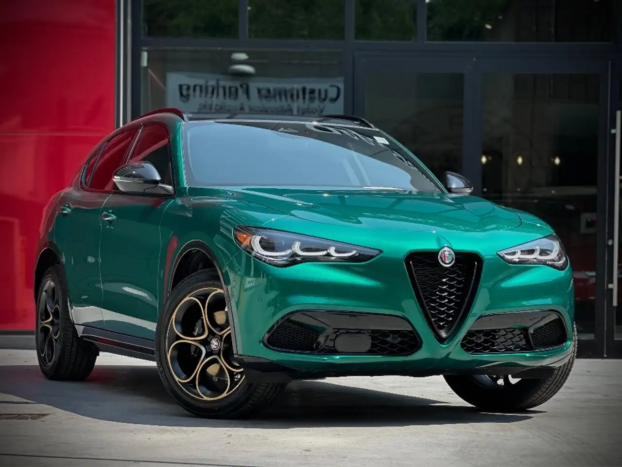 2025 Alfa Romeo Stelvio