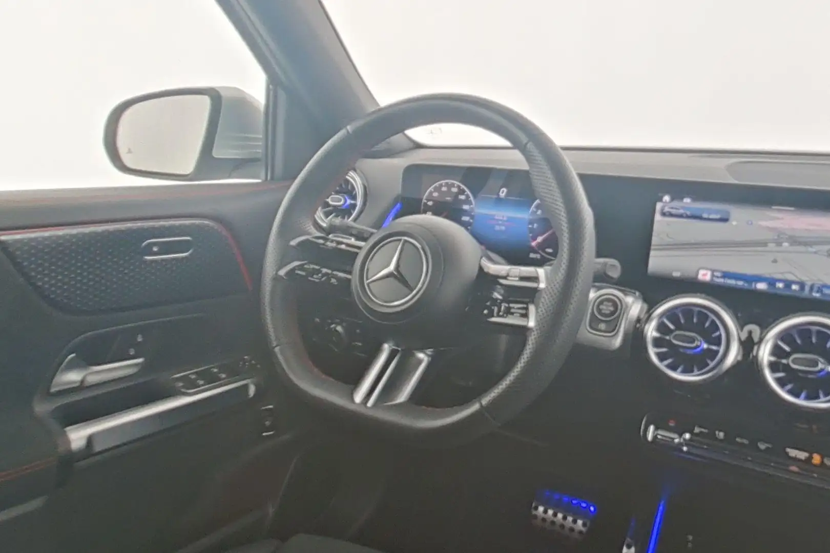 Mercedes-Benz GLB 180 AMG Line 180 AMG Line Argent - 2