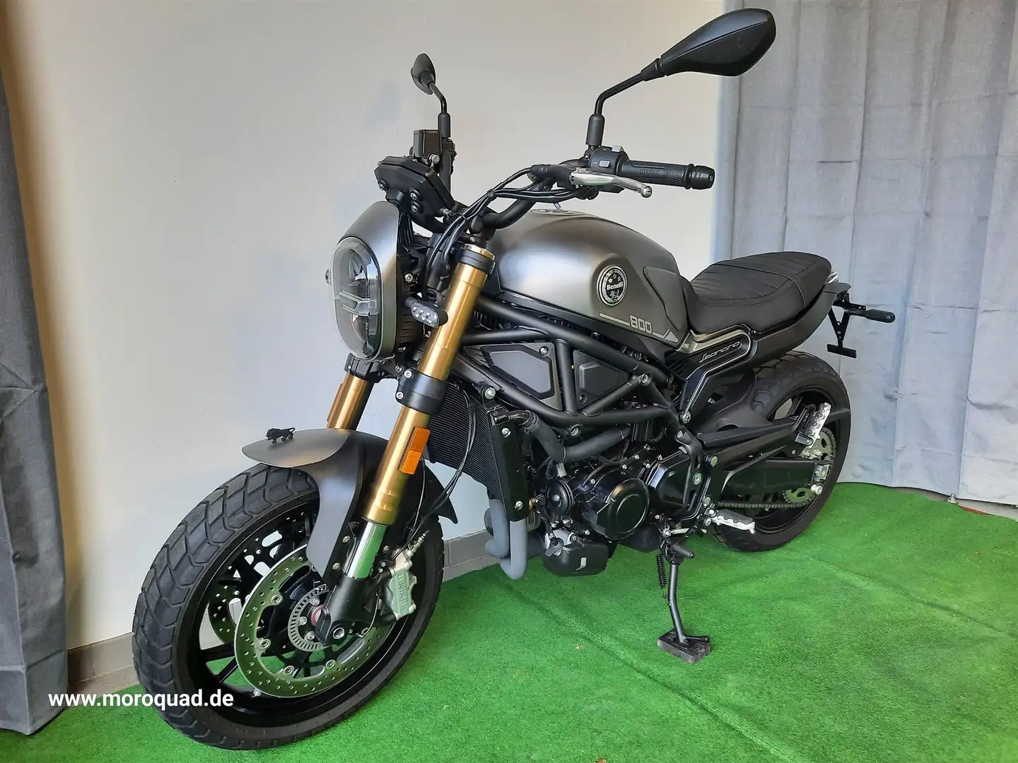Benelli Leoncino Vorführfahrzeug // Heckumbau Grau - 1