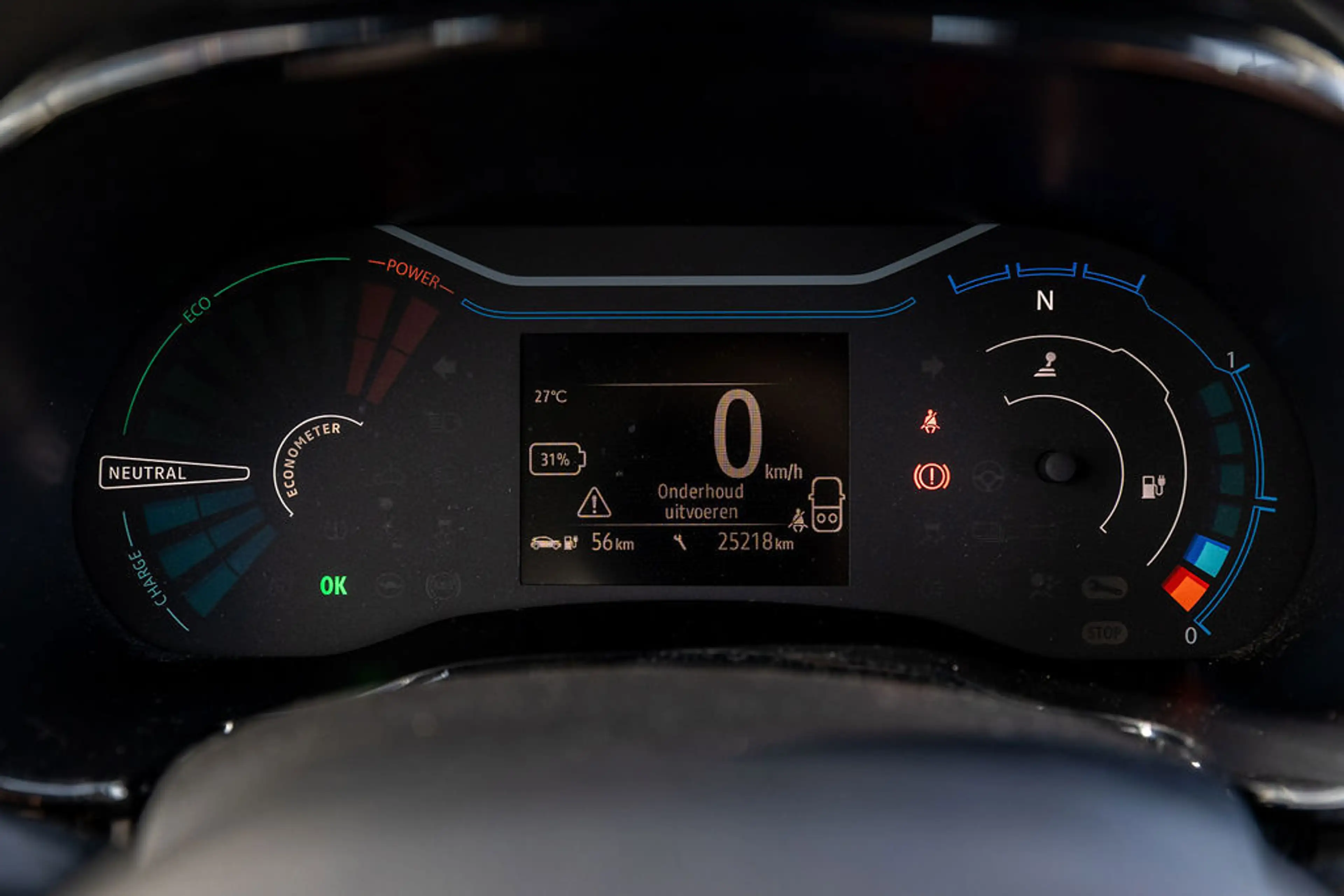 Dacia Spring Comfort Plus (Orange Pack) 27 kWh — photo 4