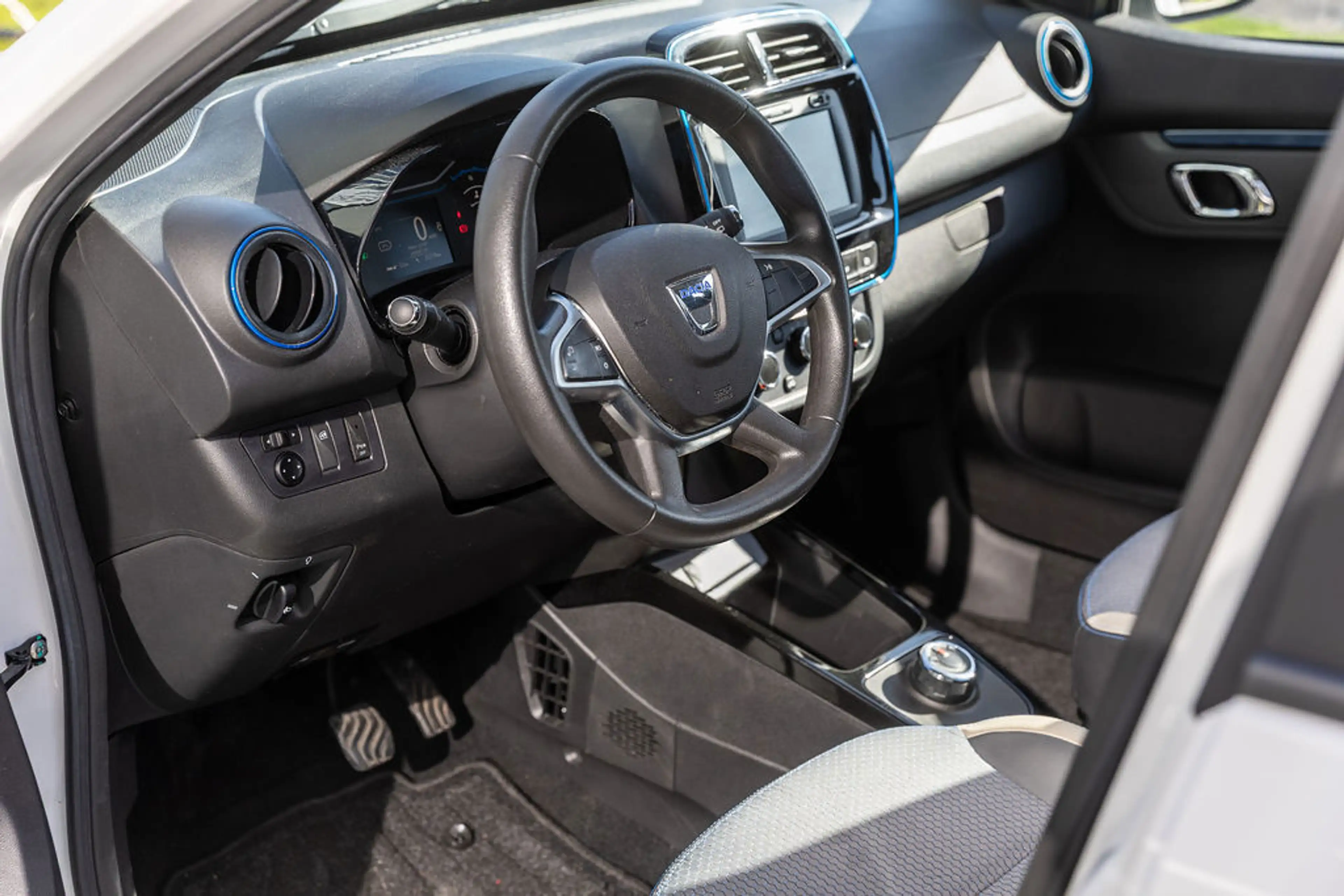 Dacia Spring Comfort Plus (Orange Pack) 27 kWh — photo 27