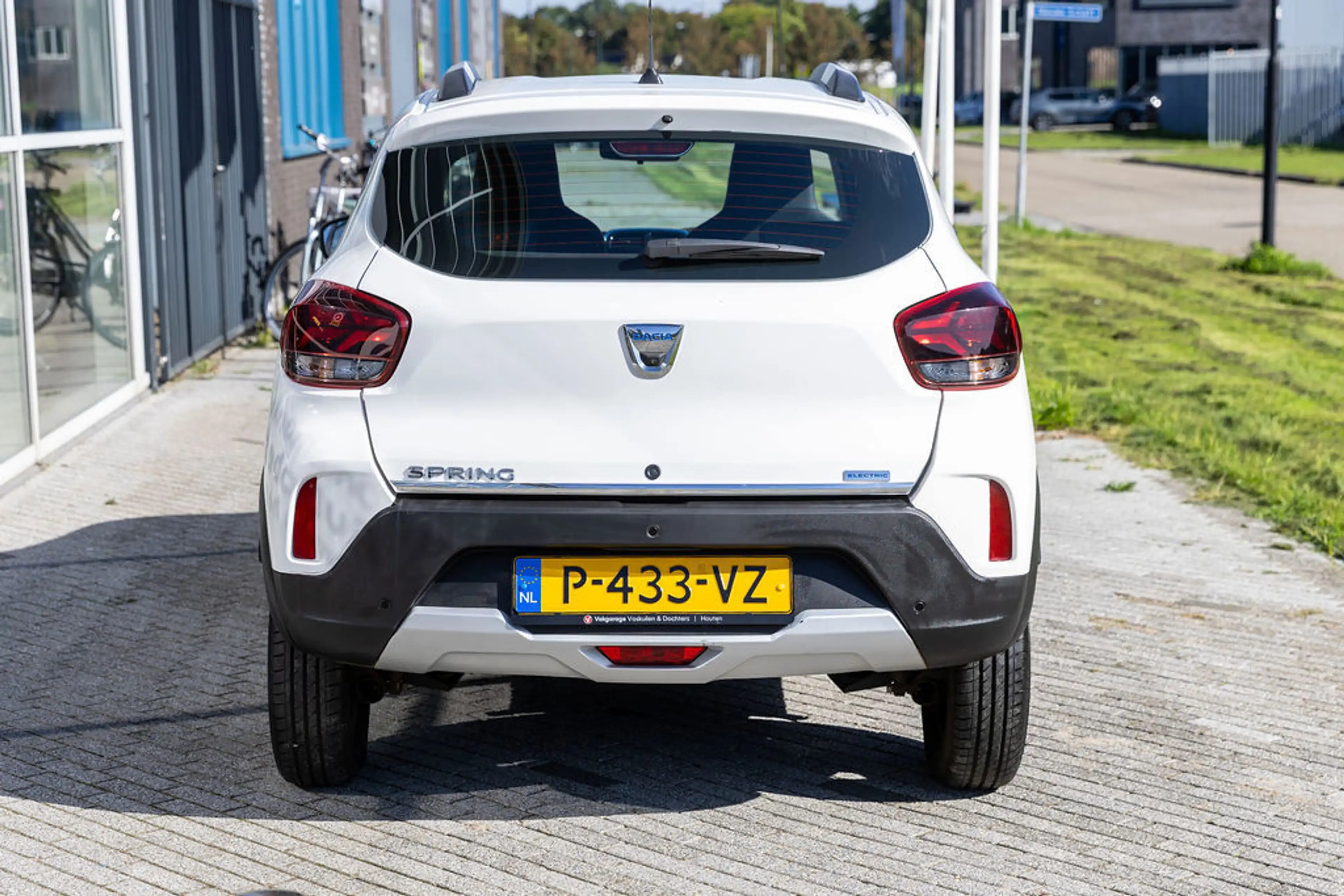 Dacia Spring Comfort Plus (Orange Pack) 27 kWh — photo 41