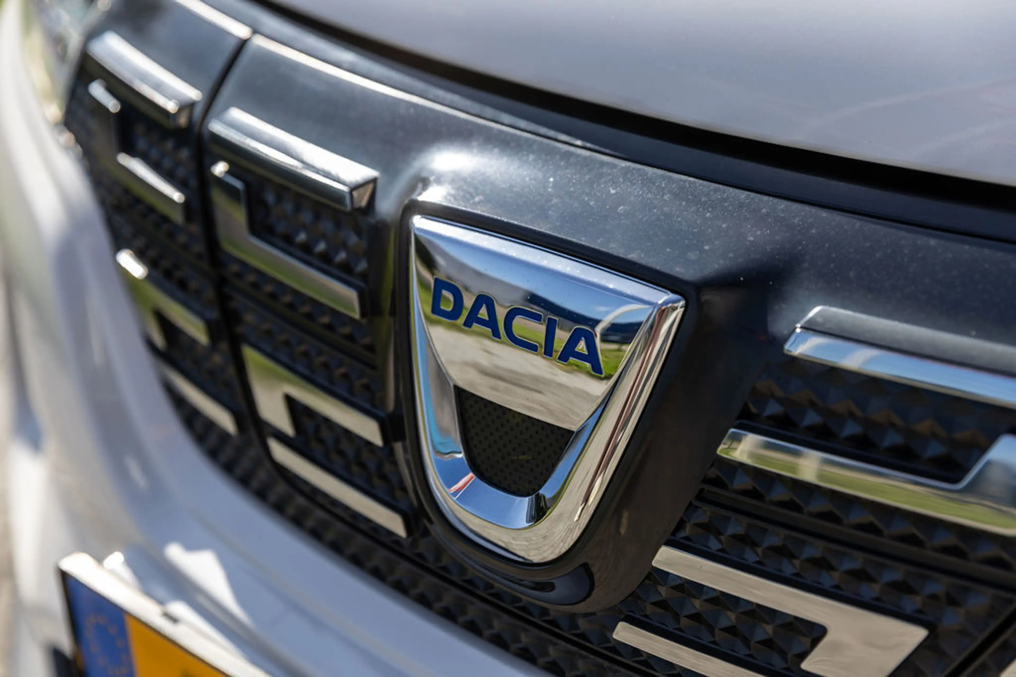 Dacia Spring Comfort Plus (Orange Pack) 27 kWh — photo 22