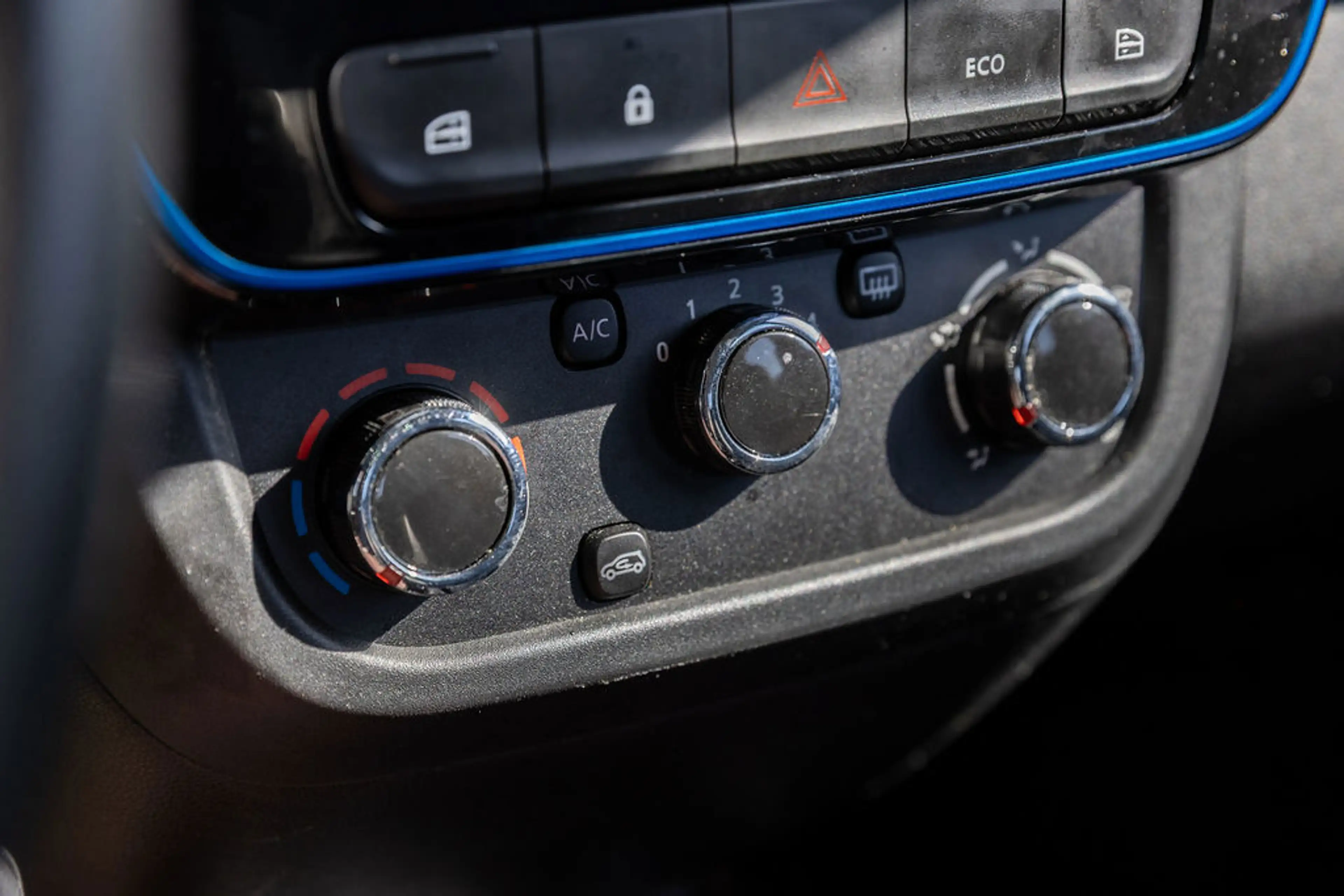 Dacia Spring Comfort Plus (Orange Pack) 27 kWh — photo 13