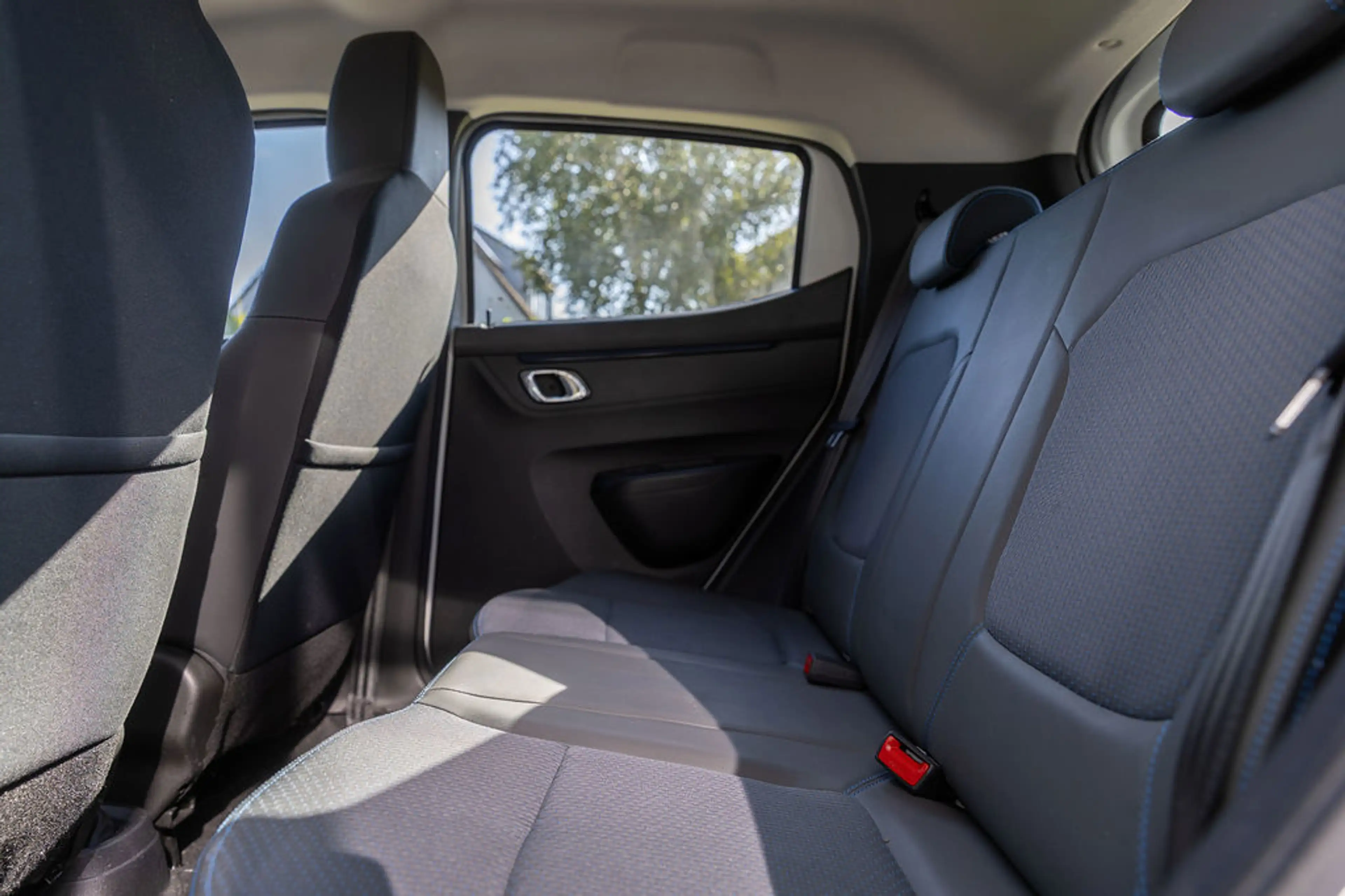 Dacia Spring Comfort Plus (Orange Pack) 27 kWh — photo 30